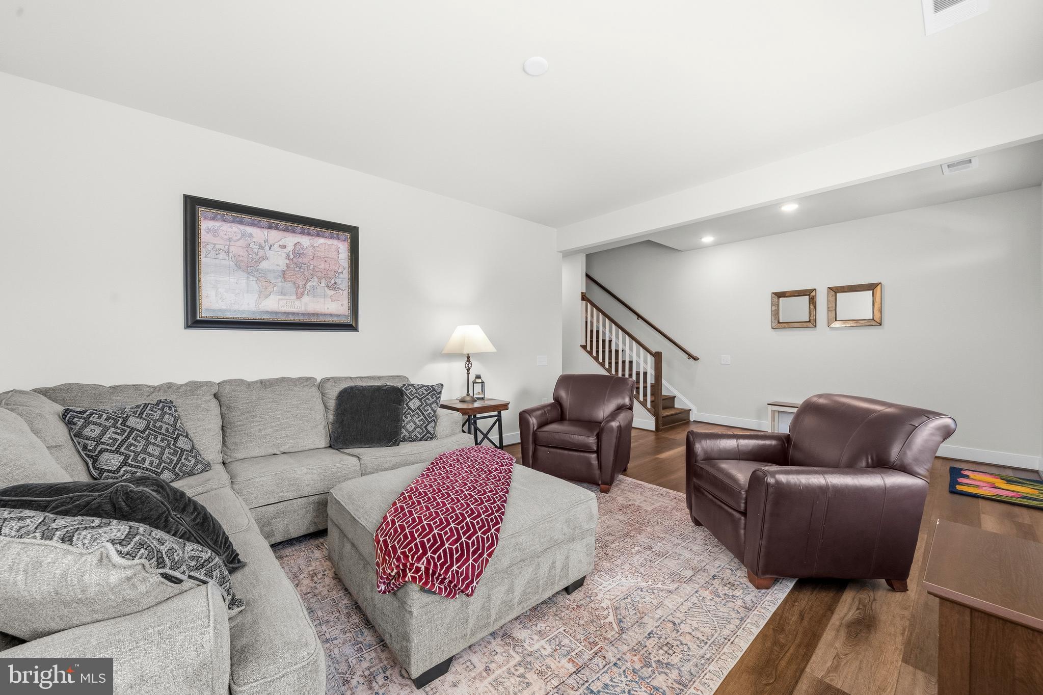 POTOMAC SHORES - Residential