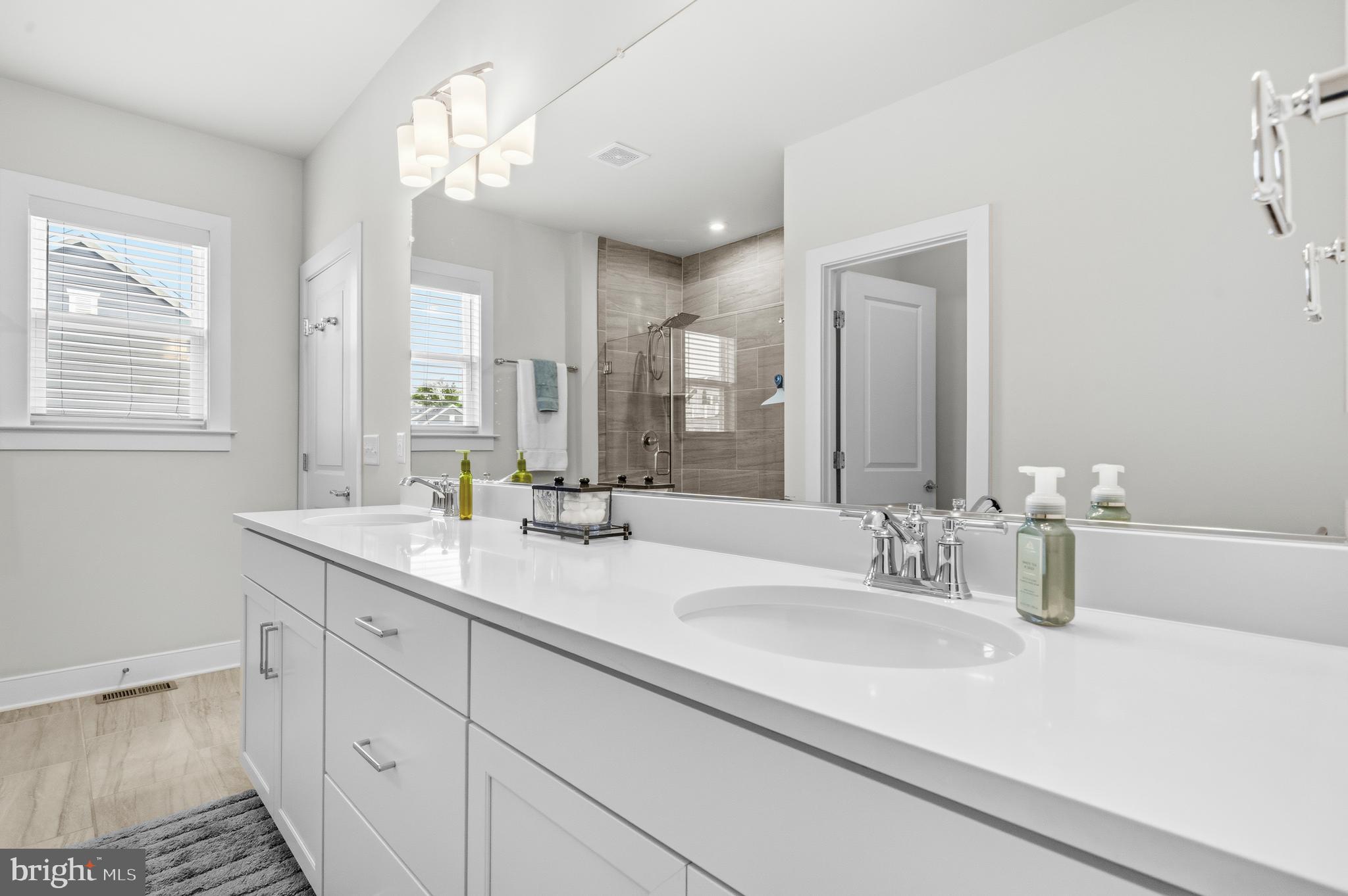 POTOMAC SHORES - Residential
