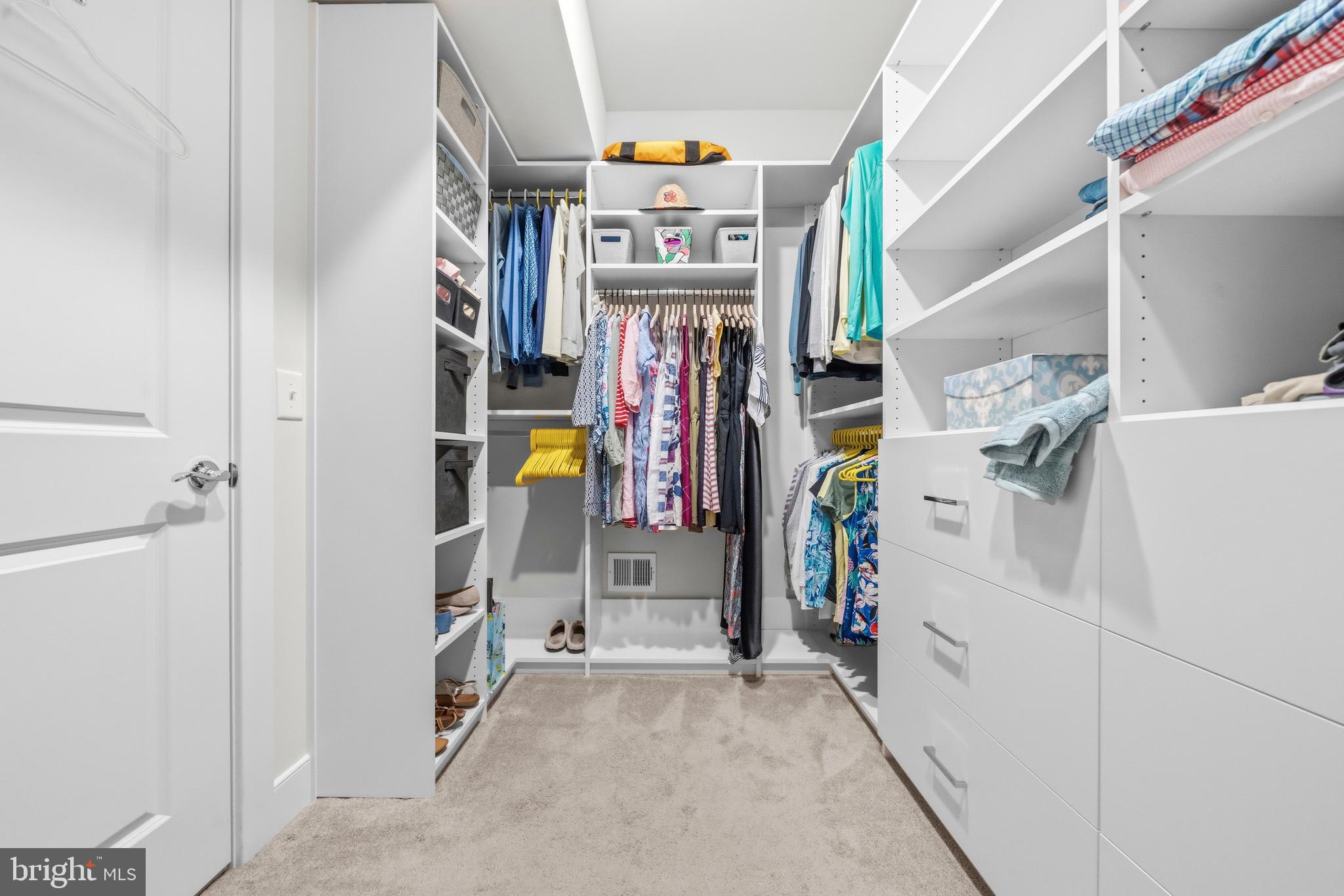 POTOMAC SHORES - Residential