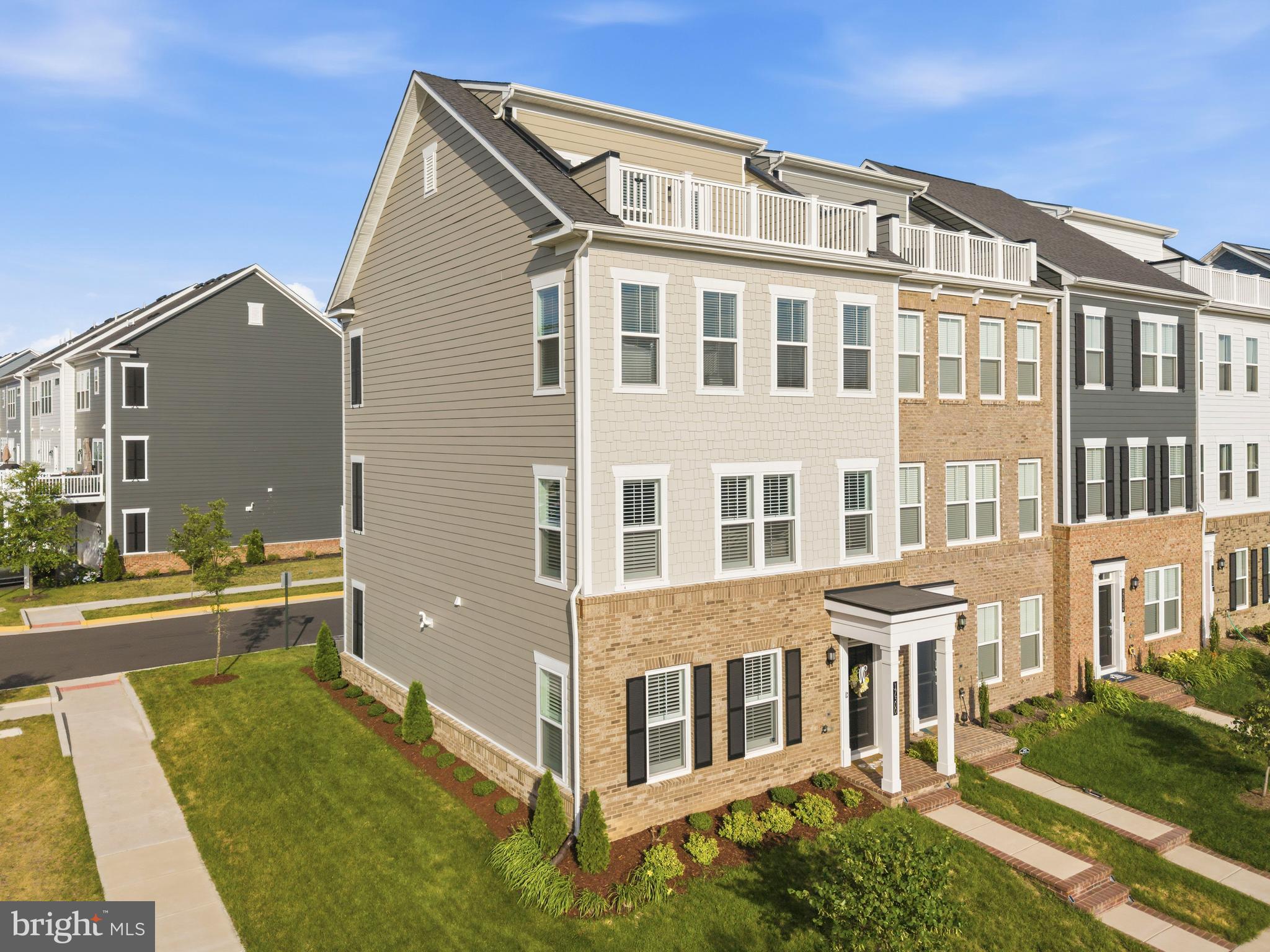 POTOMAC SHORES - Residential