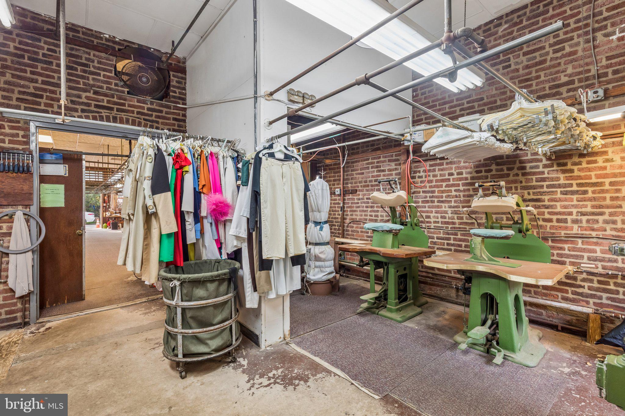 MT AIRY (WEST) - Commercial Sale