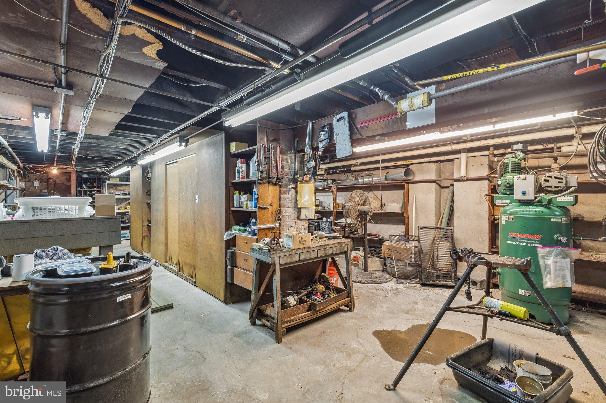 MT AIRY (WEST) - Commercial Sale