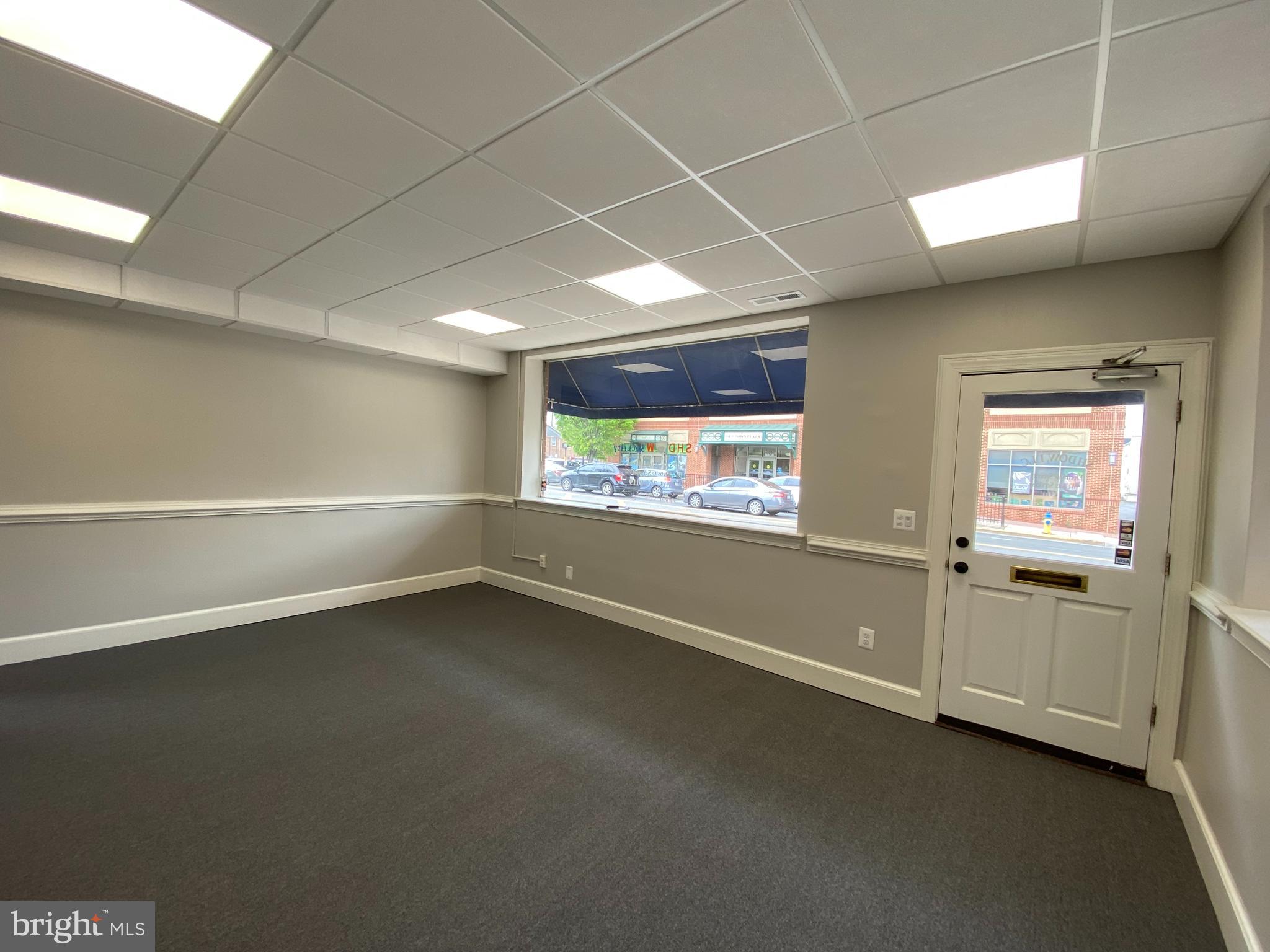 OLD TOWN - Commercial Lease