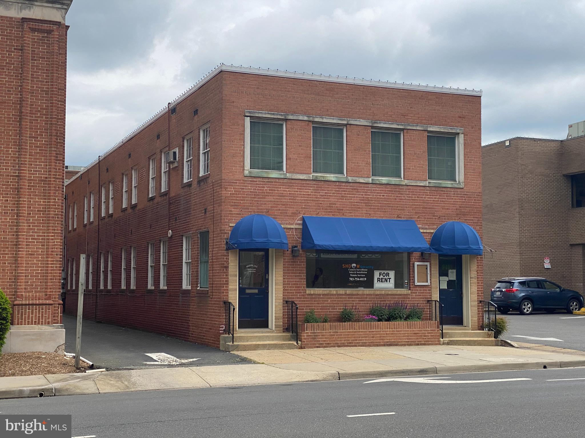 OLD TOWN - Commercial Lease