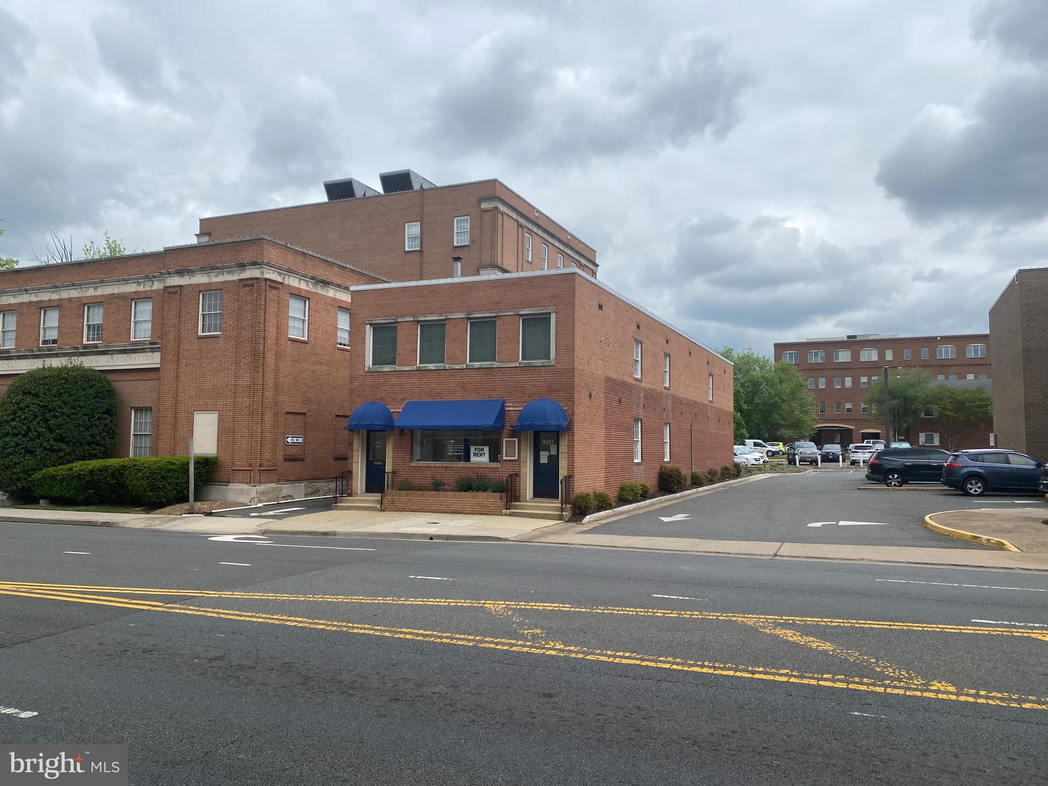 OLD TOWN - Commercial Lease