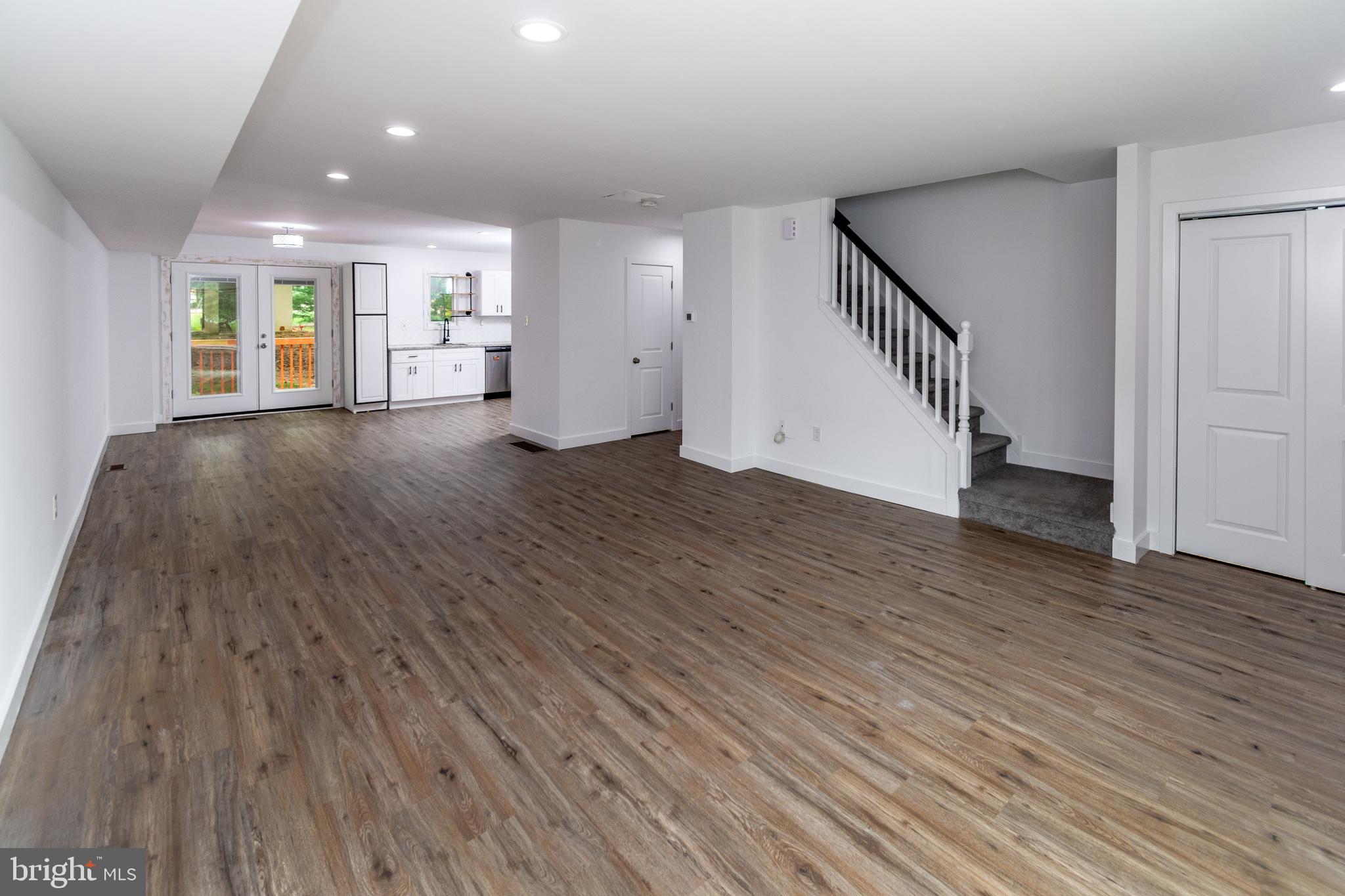 OLDE COLONIAL GREENE - Residential