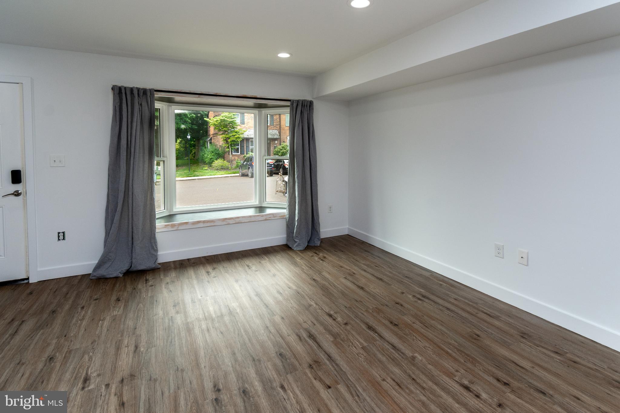 OLDE COLONIAL GREENE - Residential