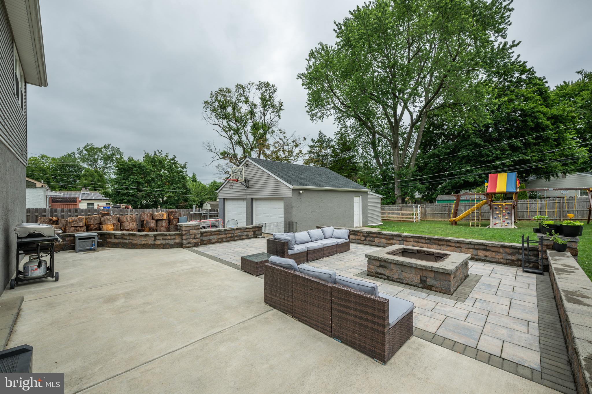 LANGHORNE TERRACE - Residential