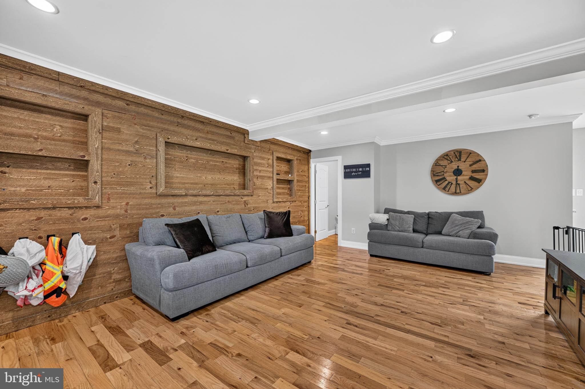 LANGHORNE TERRACE - Residential