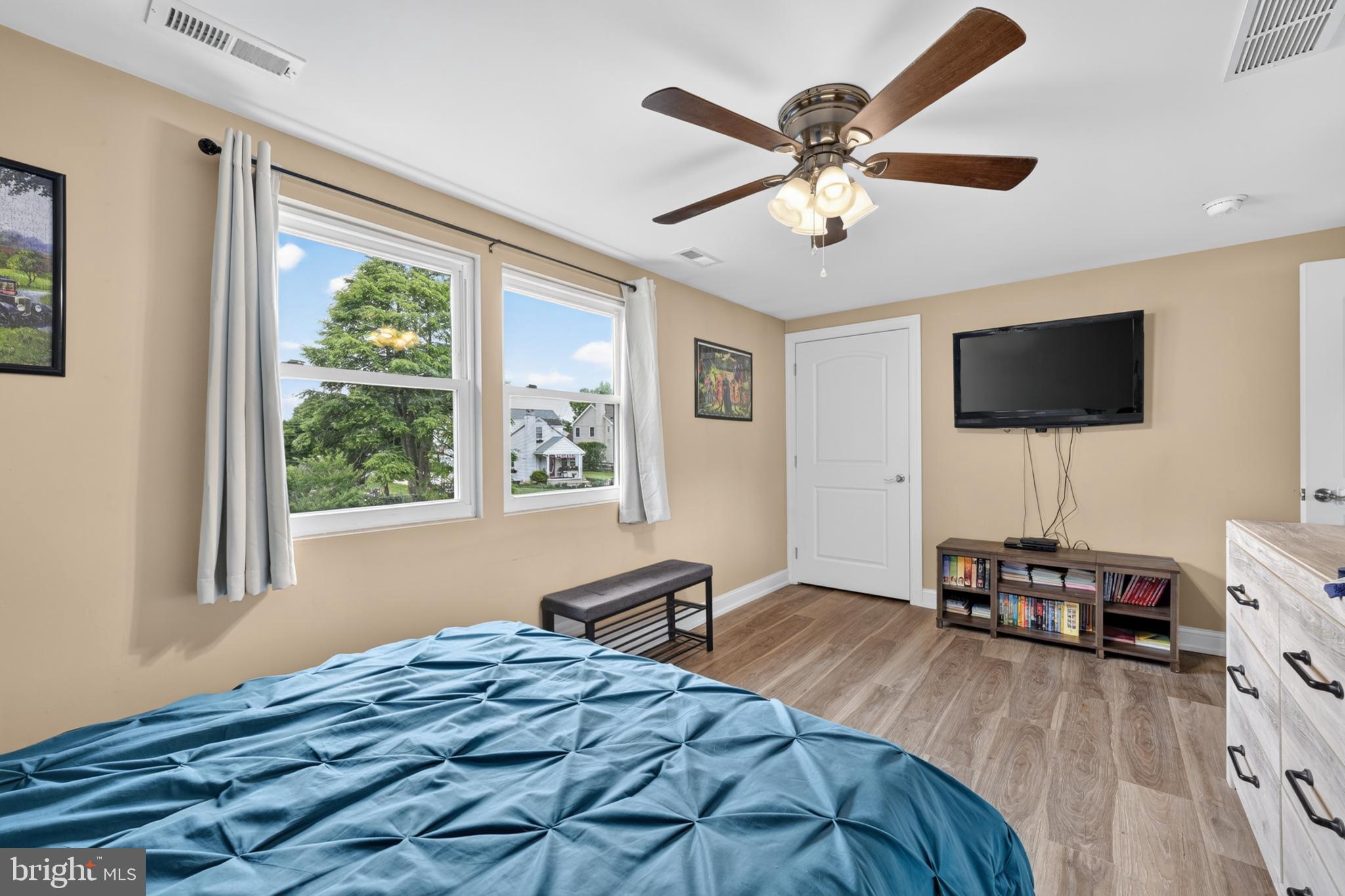 LANGHORNE TERRACE - Residential