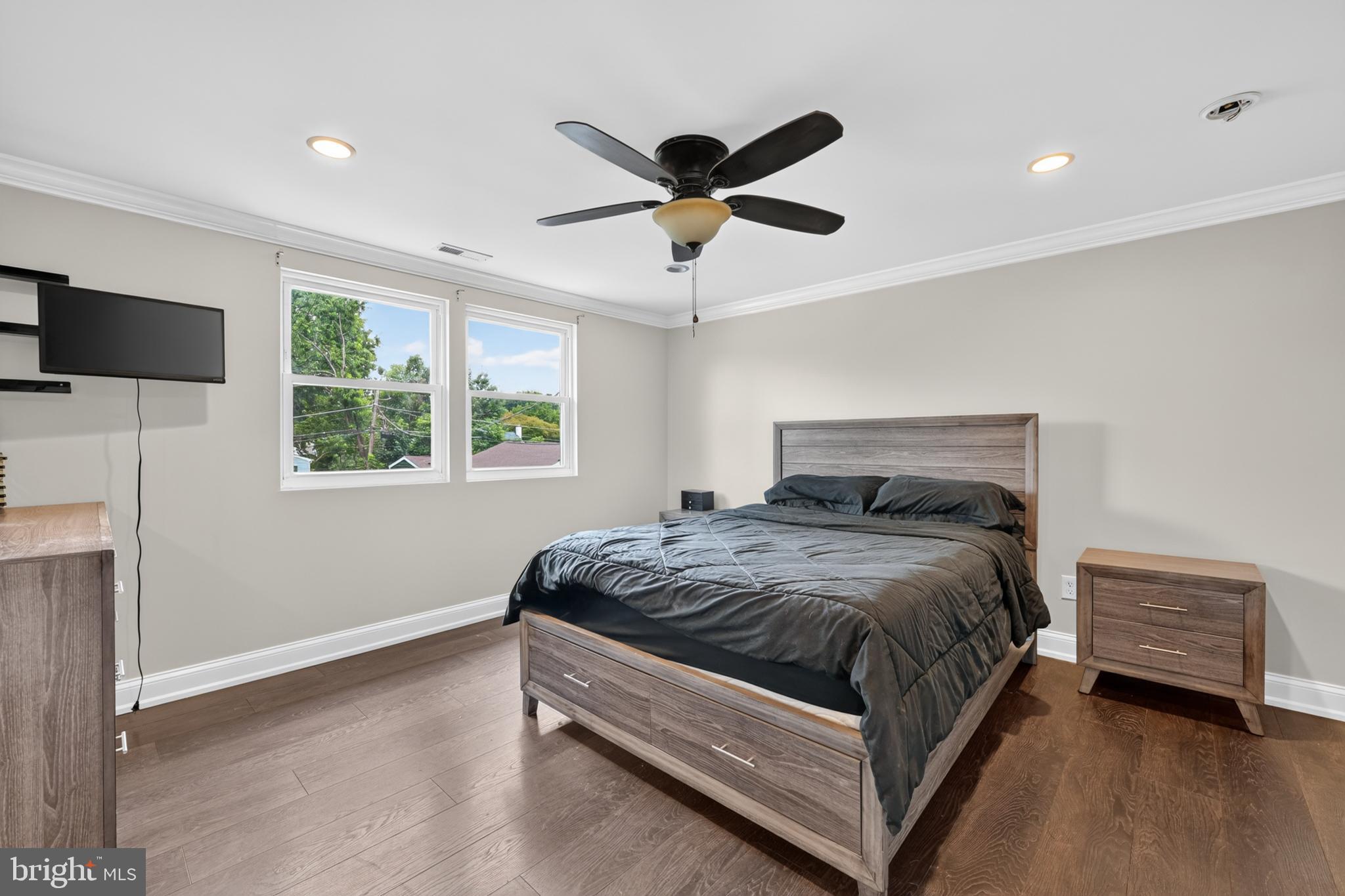 LANGHORNE TERRACE - Residential