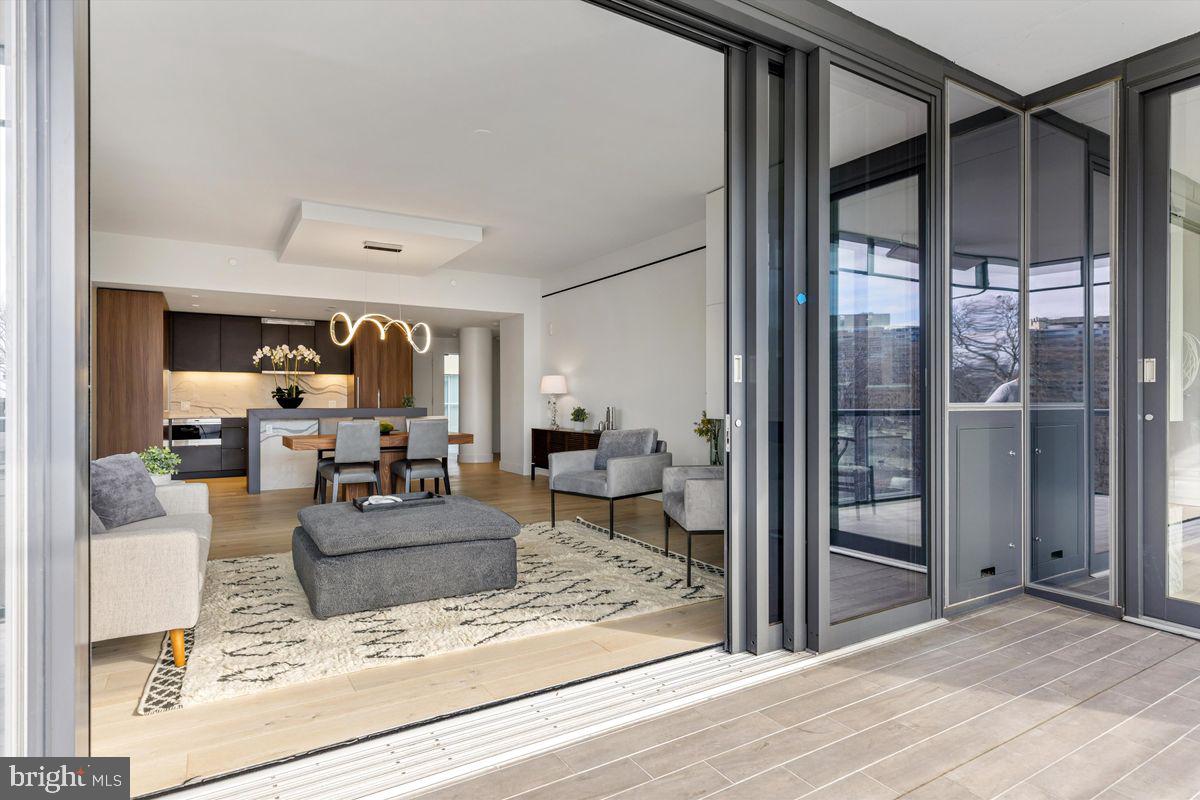 ART MUSEUM AREA - Residential