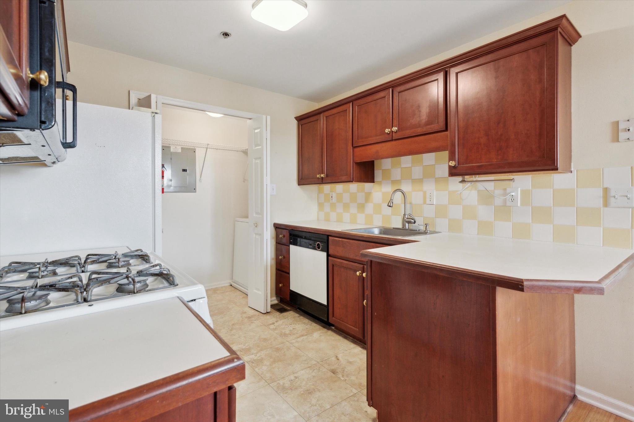 PAOLI POINTE - Residential