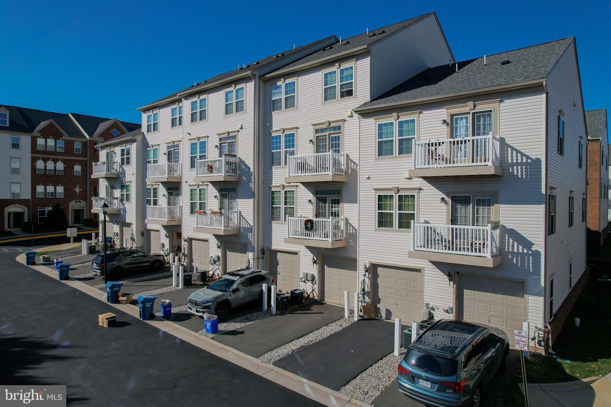 SOMERSET CONDO - Residential