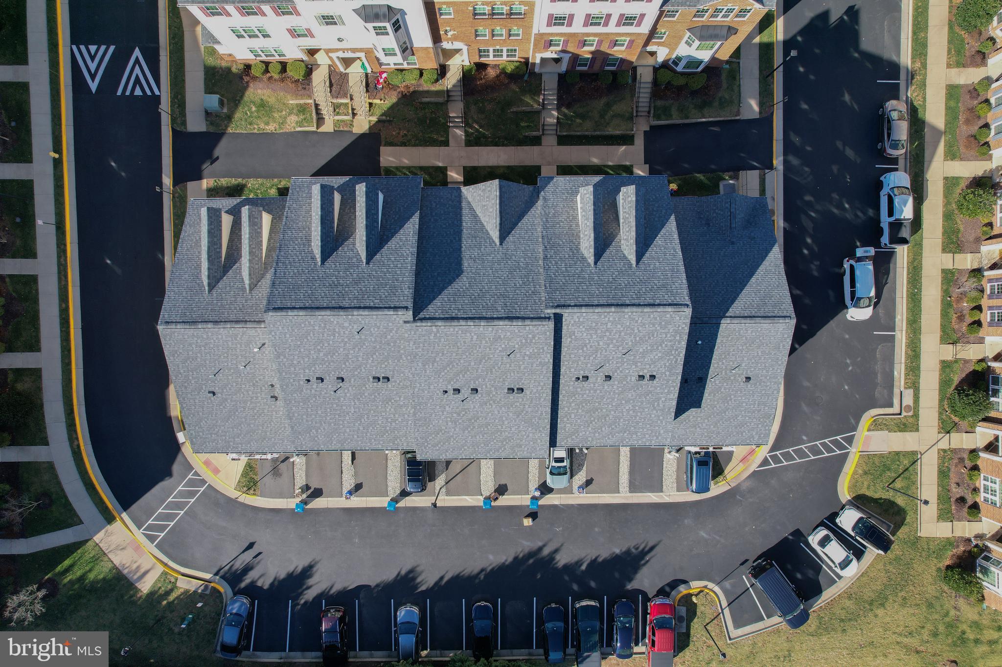 SOMERSET CONDO - Residential