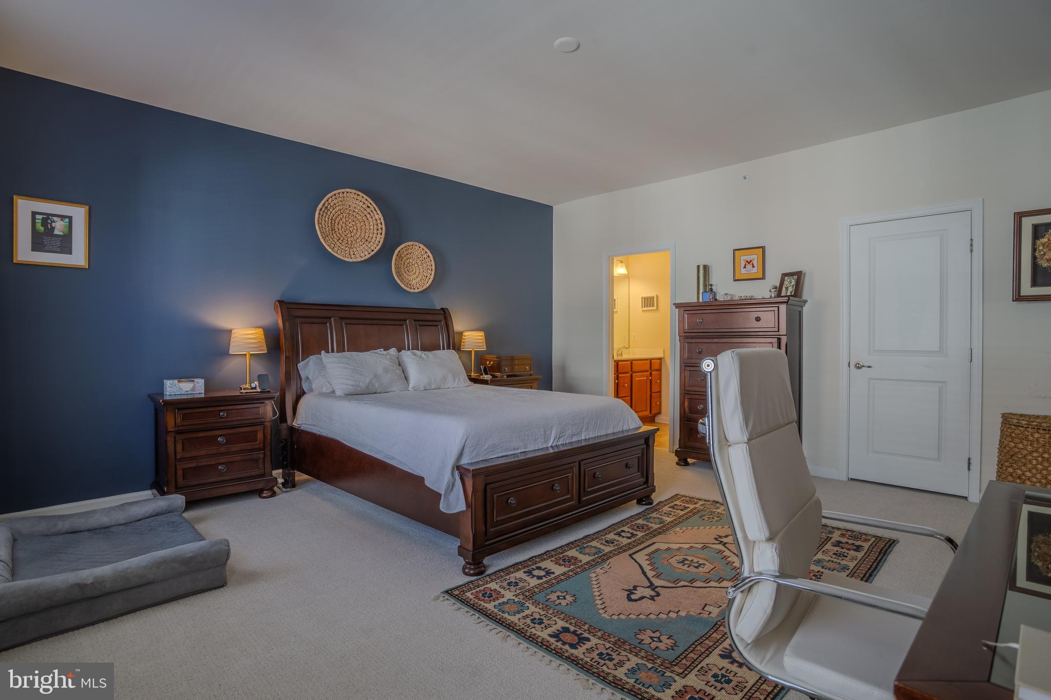 SOMERSET CONDO - Residential