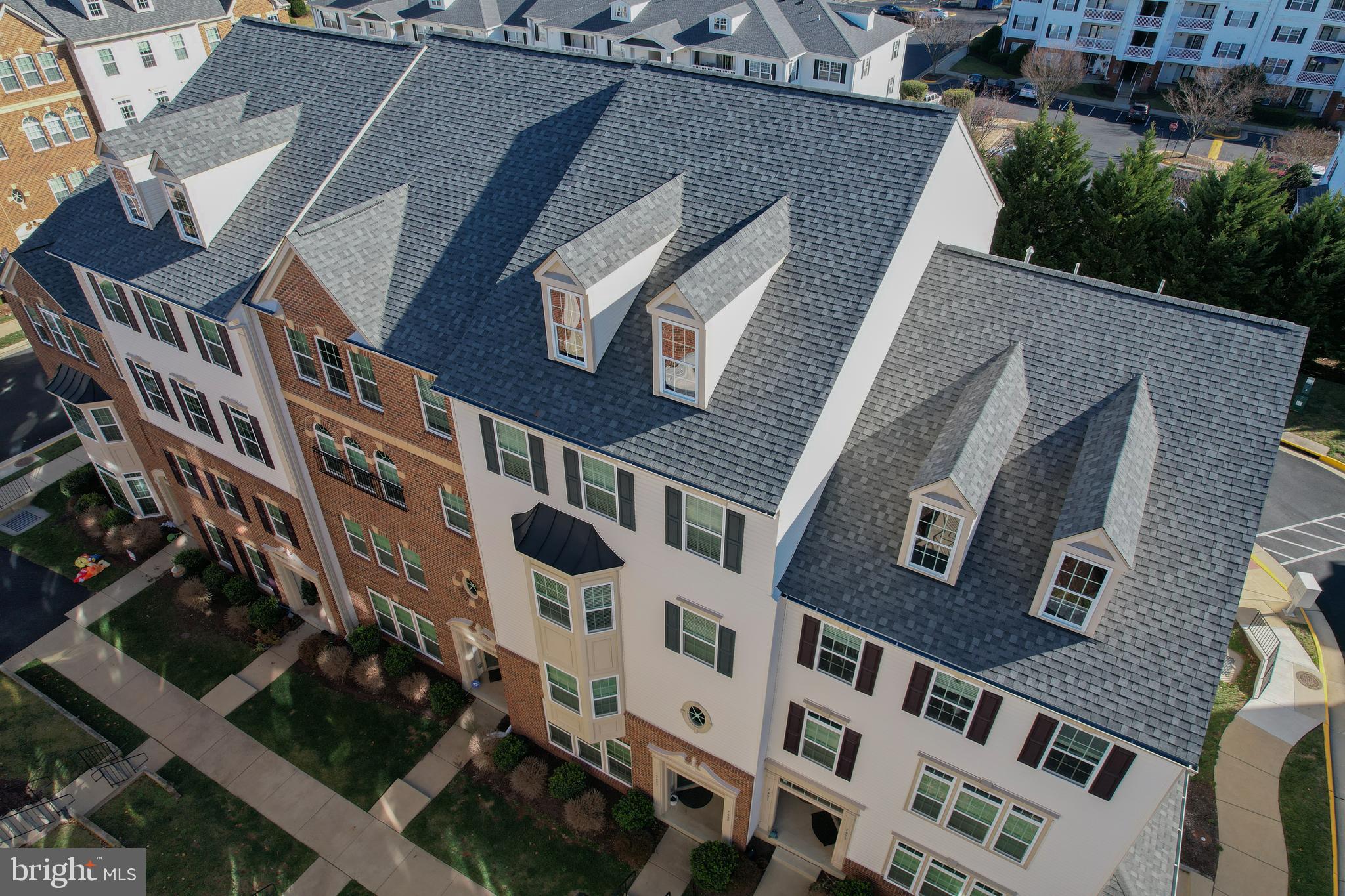 SOMERSET CONDO - Residential