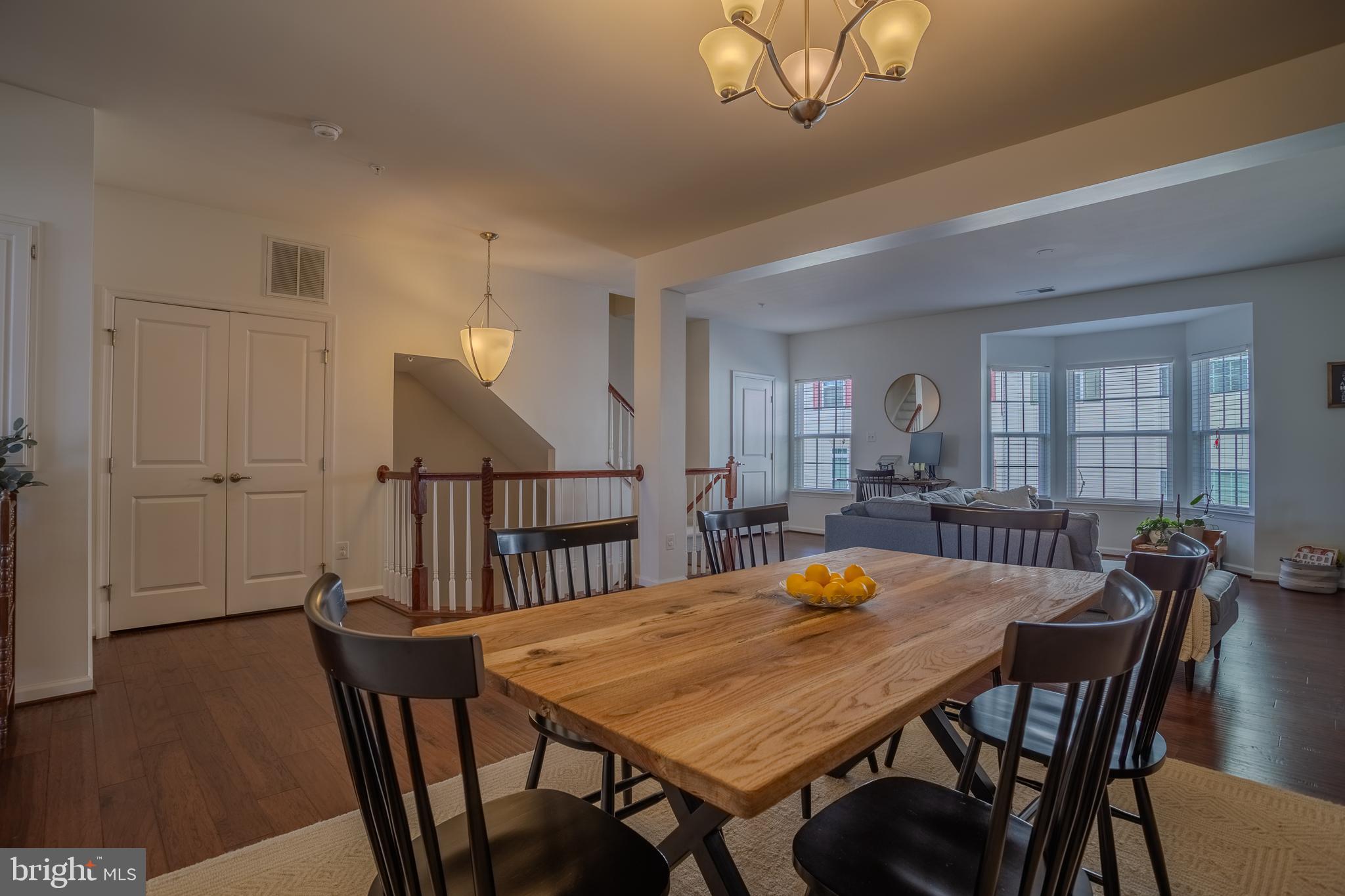 SOMERSET CONDO - Residential