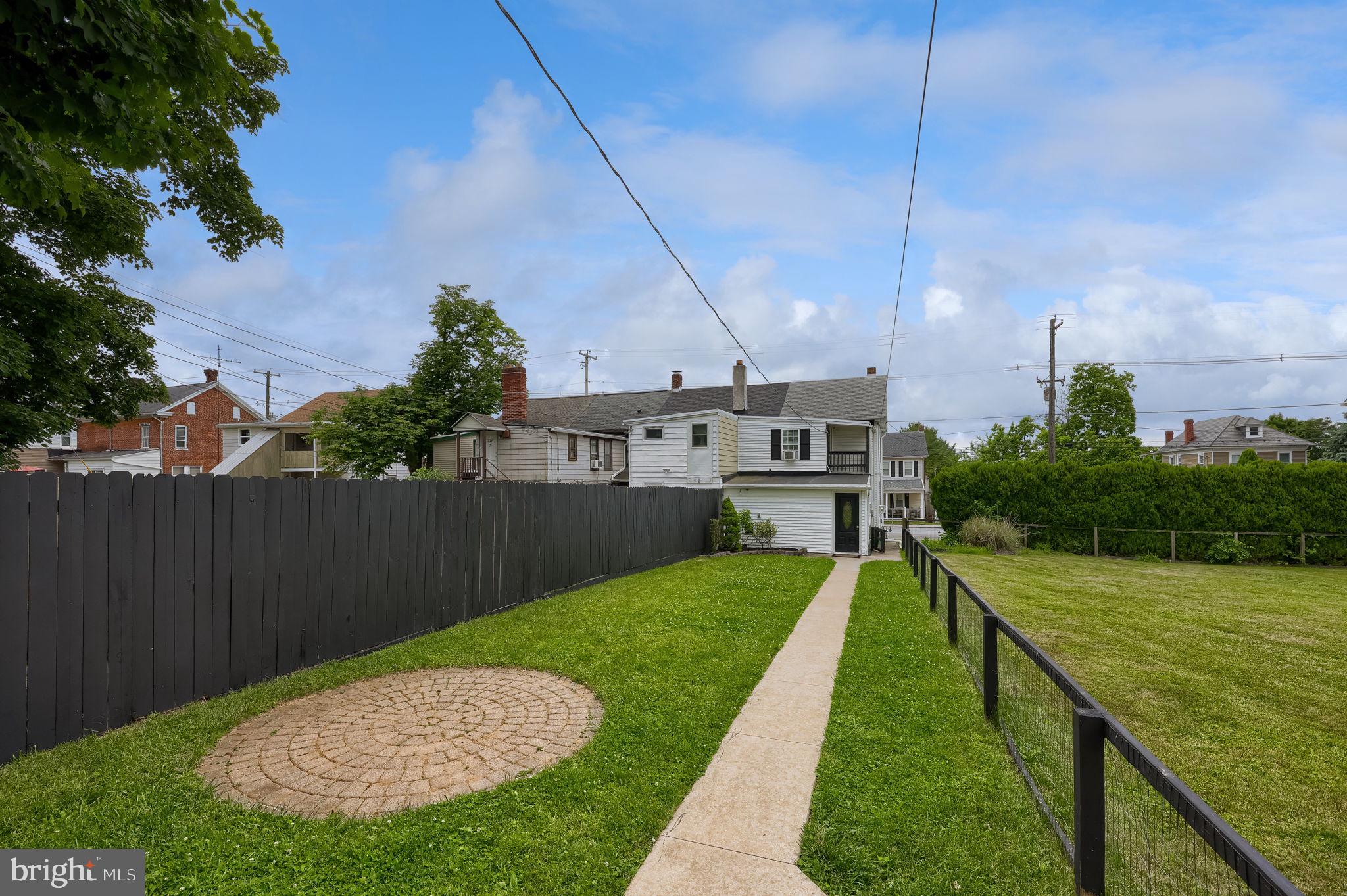 DALLASTOWN BORO - Residential