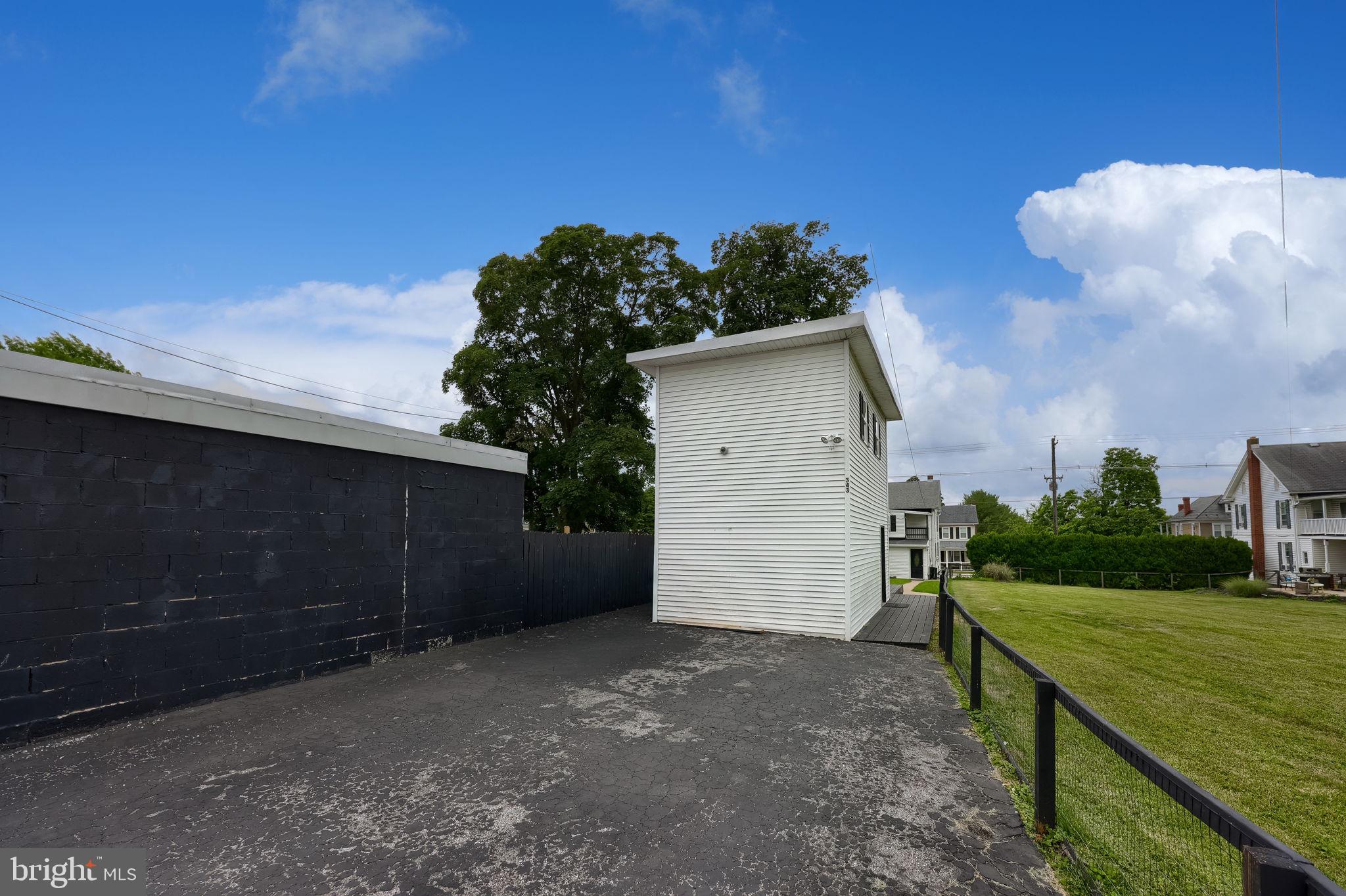 DALLASTOWN BORO - Residential