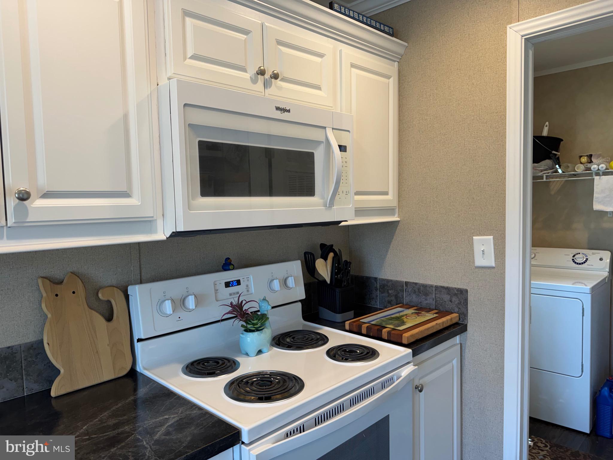 WHISPERING PINE MHP - Residential