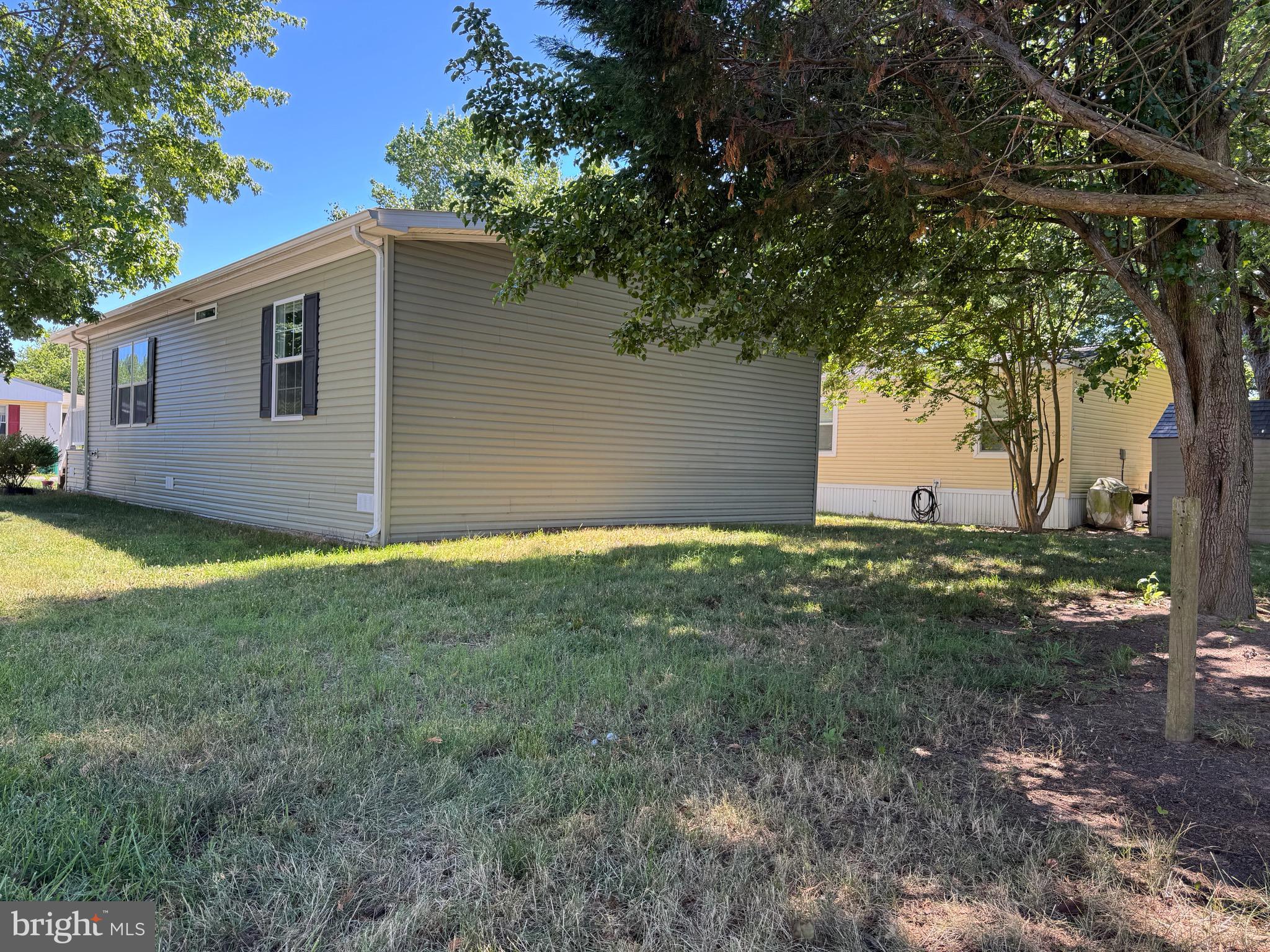 WHISPERING PINE MHP - Residential