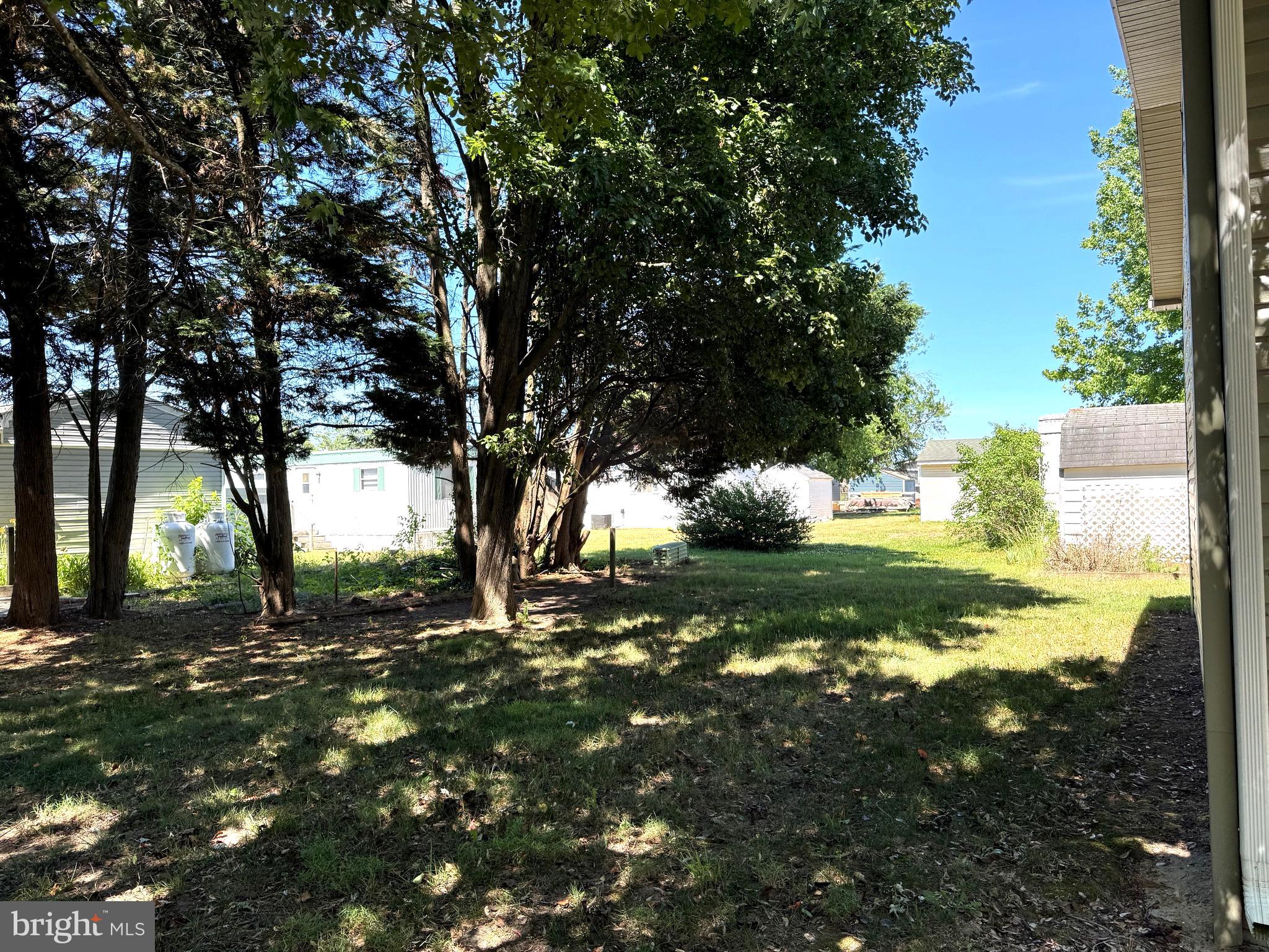 WHISPERING PINE MHP - Residential
