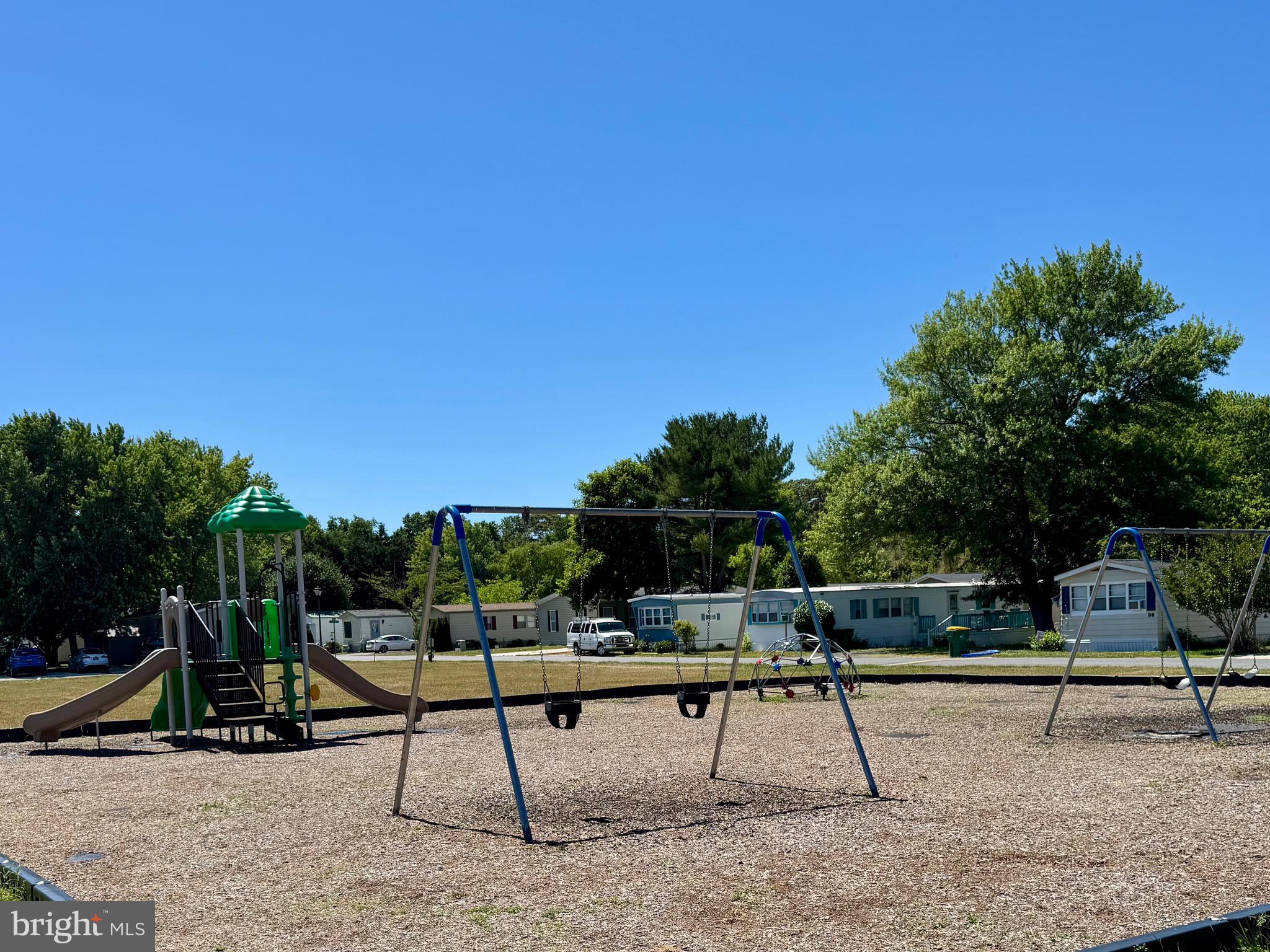 WHISPERING PINE MHP - Residential
