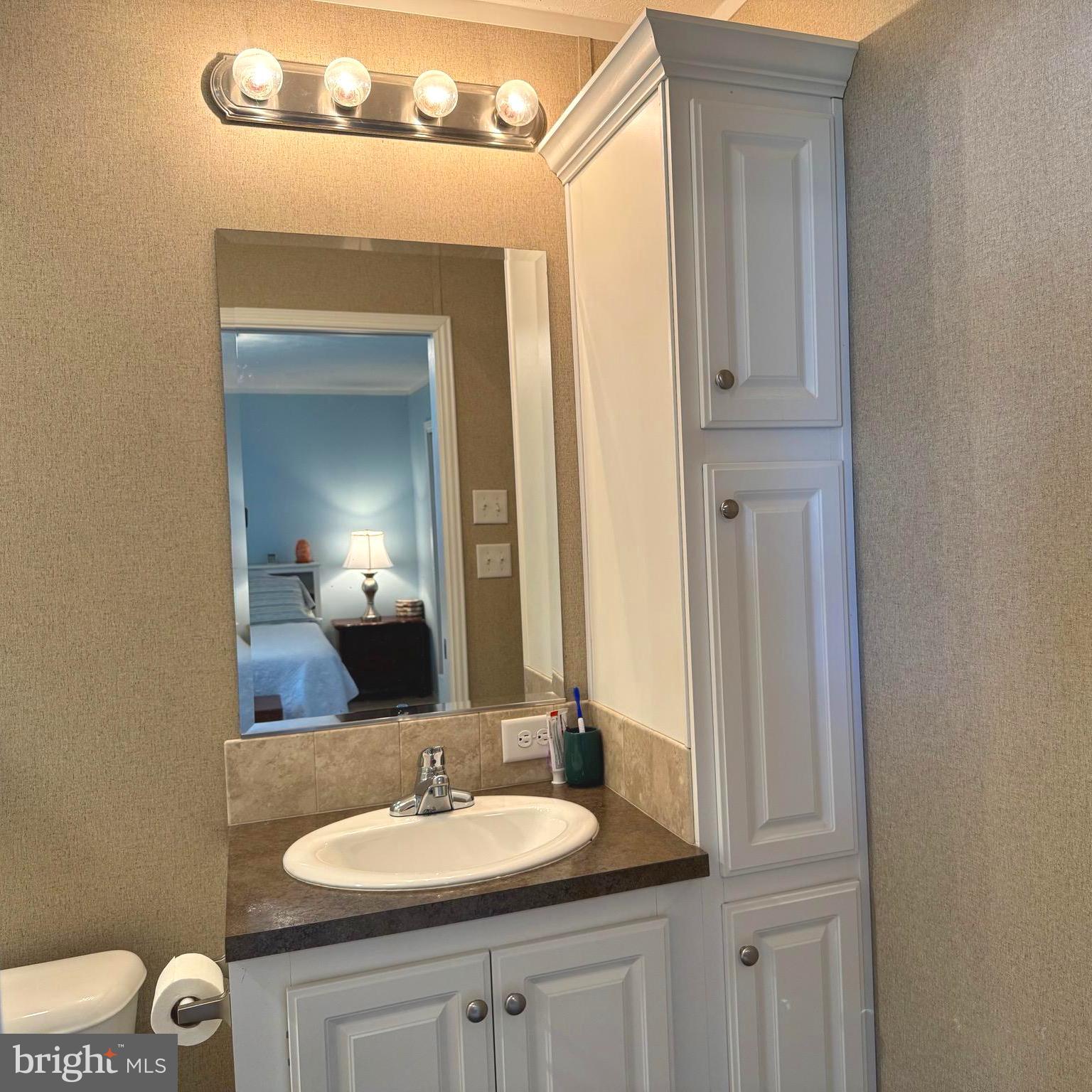 WHISPERING PINE MHP - Residential