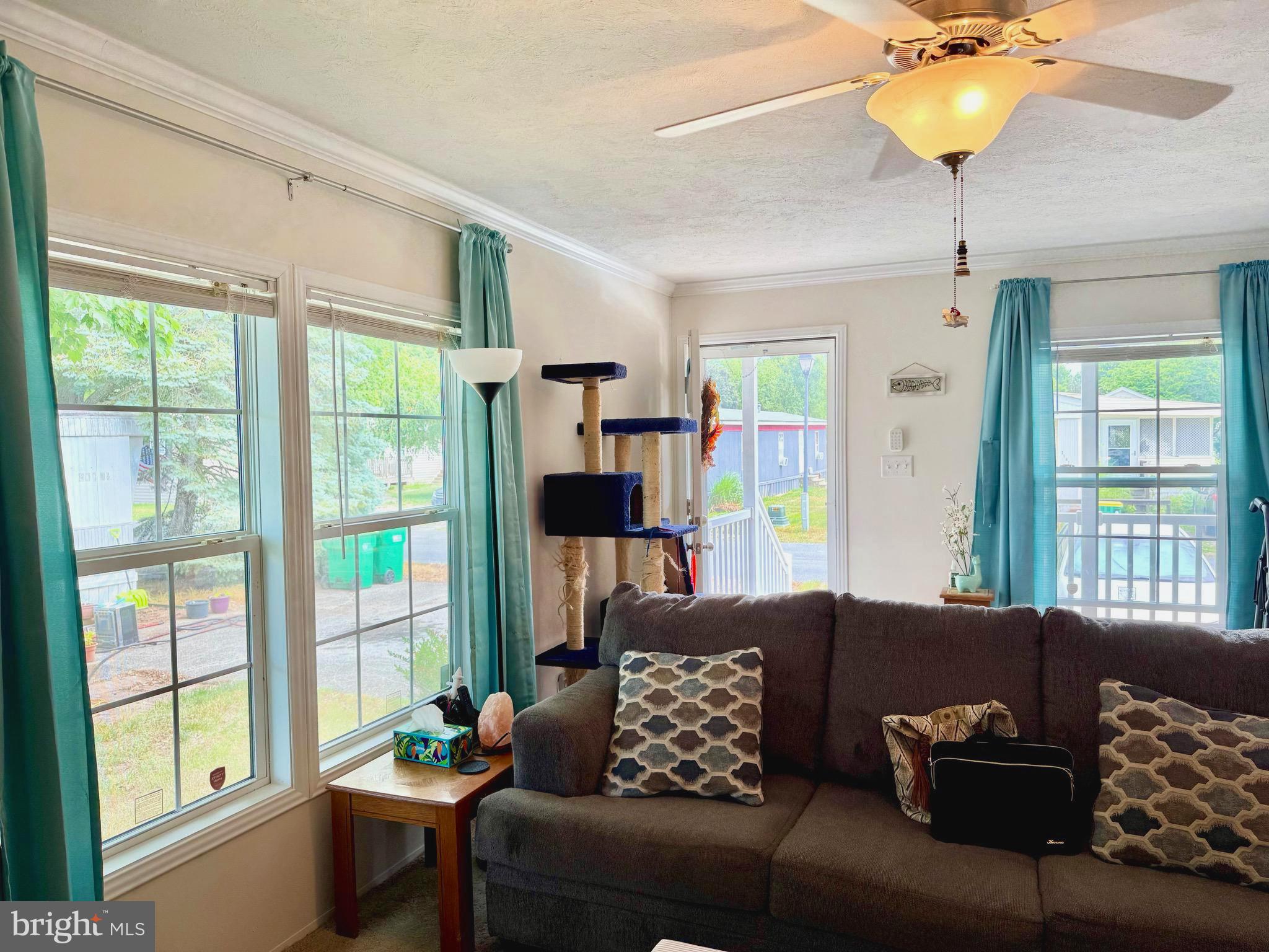 WHISPERING PINE MHP - Residential
