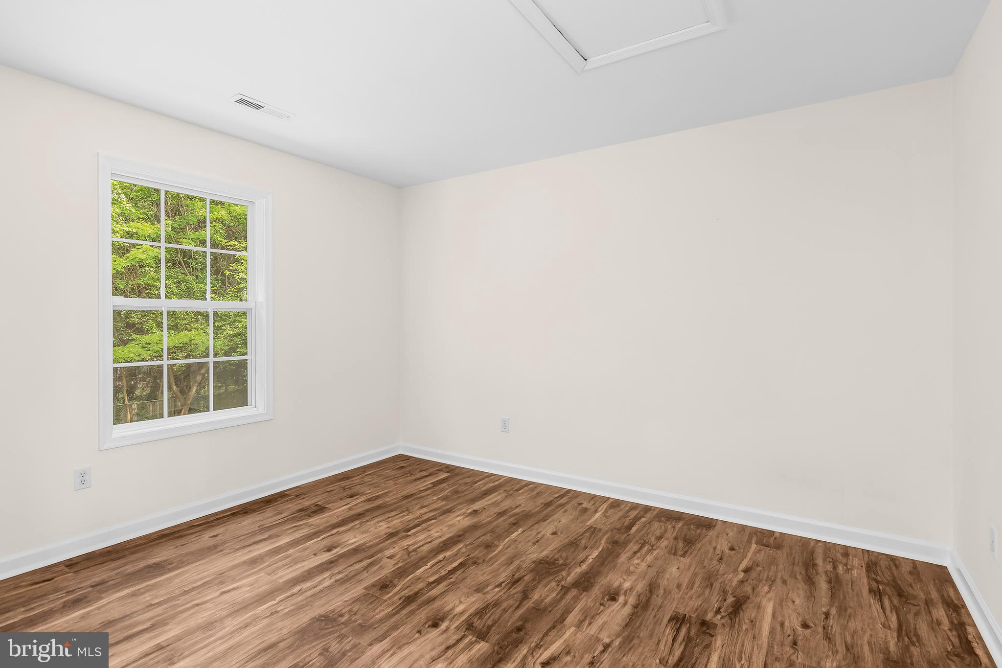 LA TRAPPE HEIGHTS - Residential
