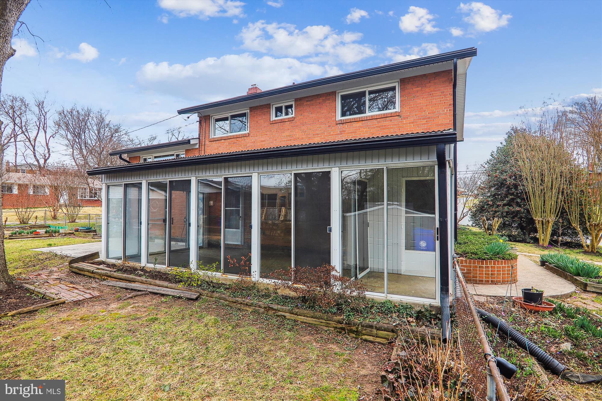 COLLEGE PARK ESTATES - Residential
