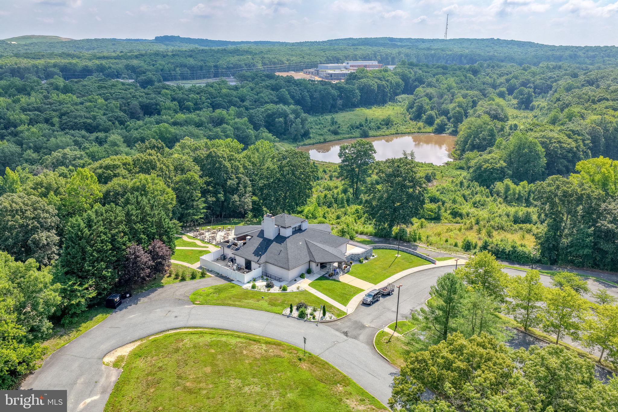 CHESAPEAKE CLUB CONDOS - Residential