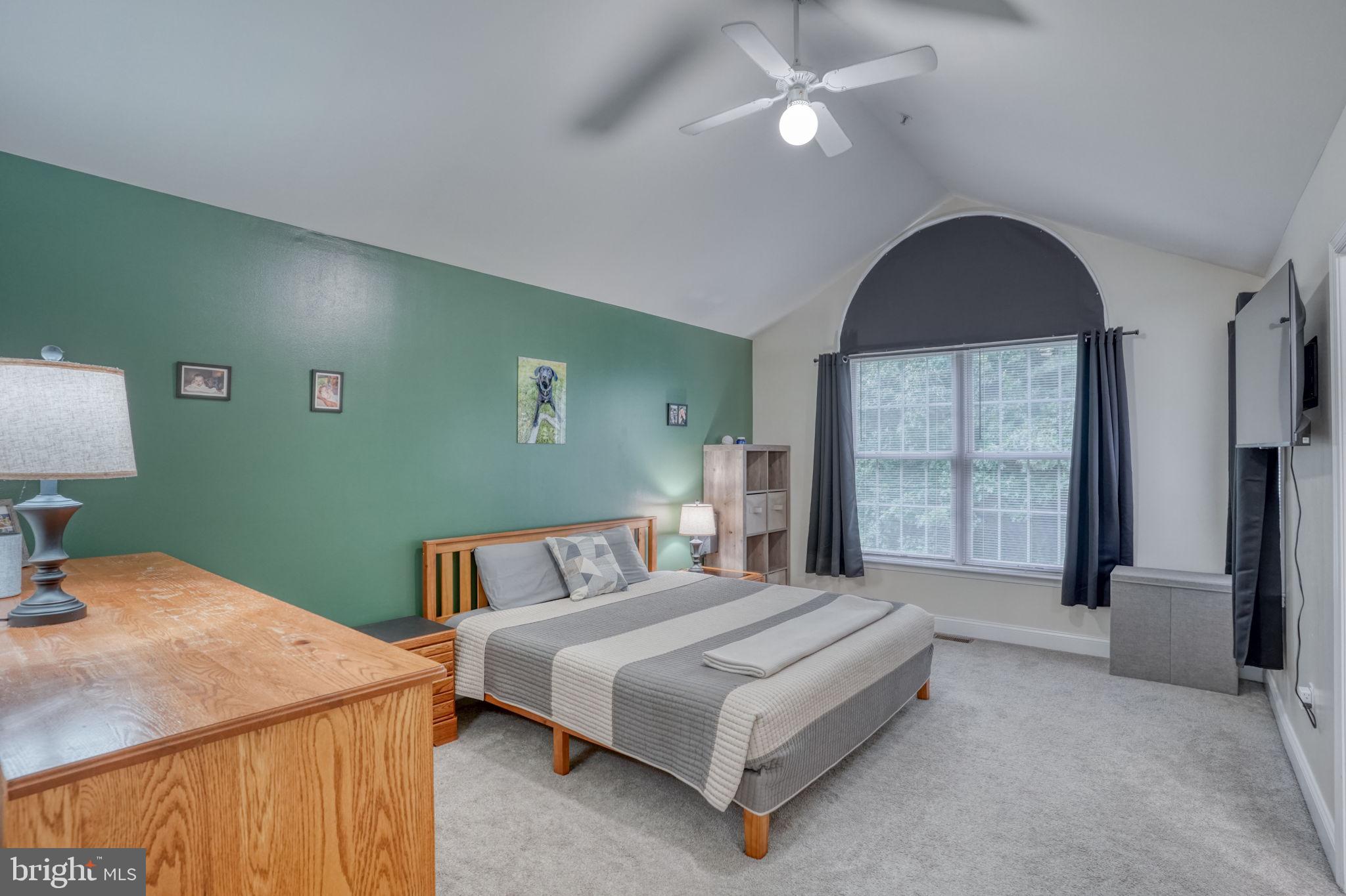 CHESAPEAKE CLUB CONDOS - Residential