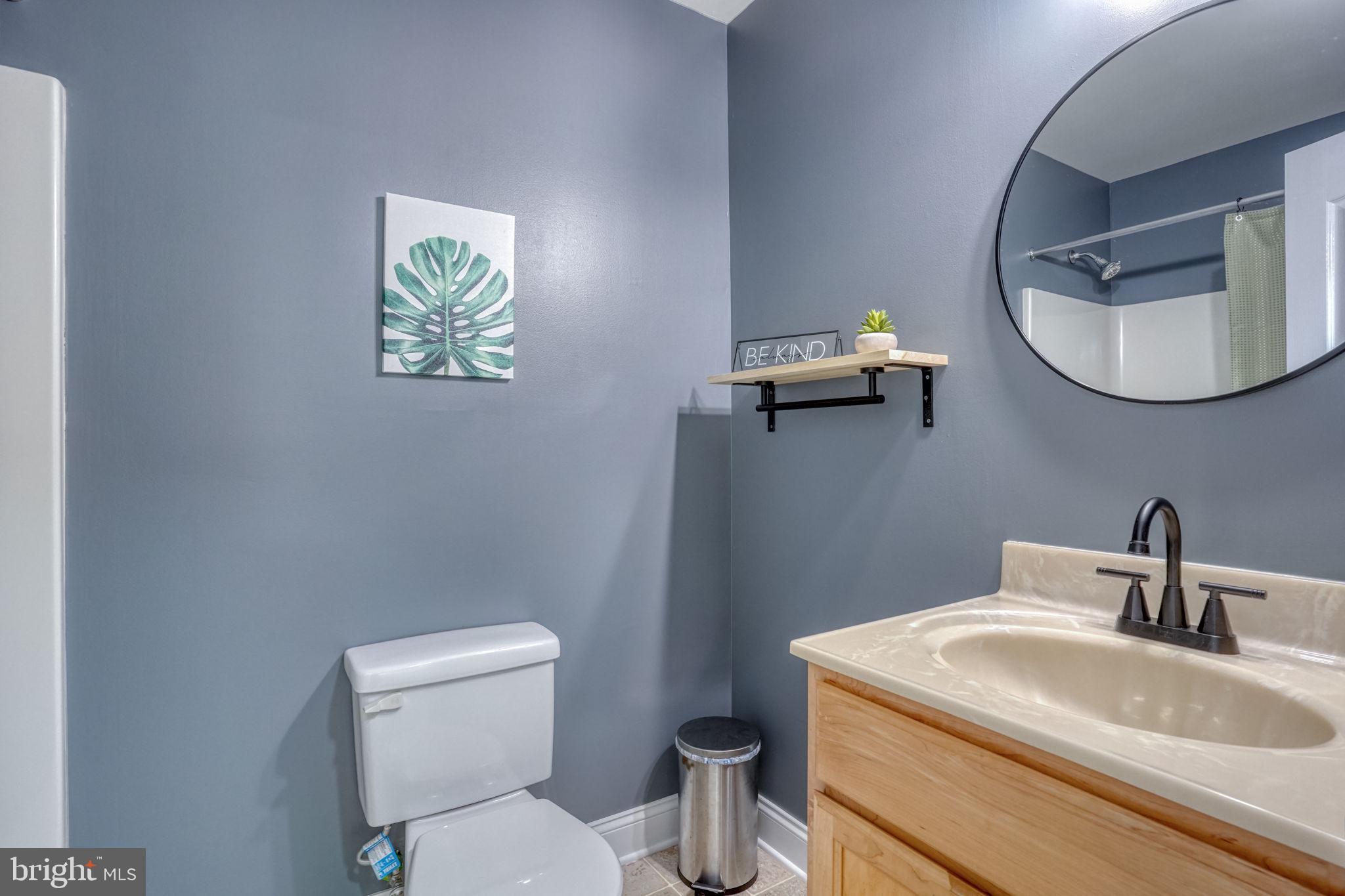 CHESAPEAKE CLUB CONDOS - Residential
