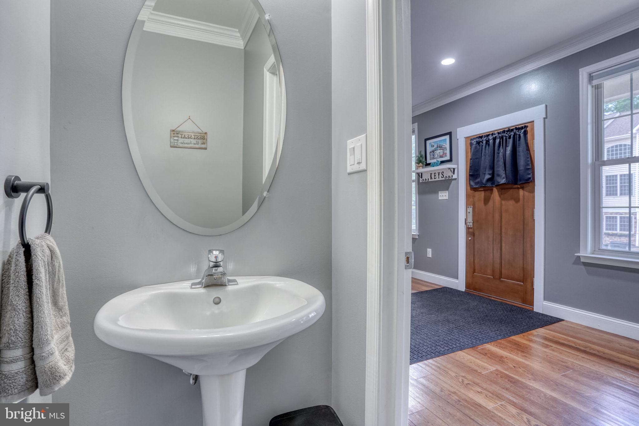 CHESAPEAKE CLUB CONDOS - Residential