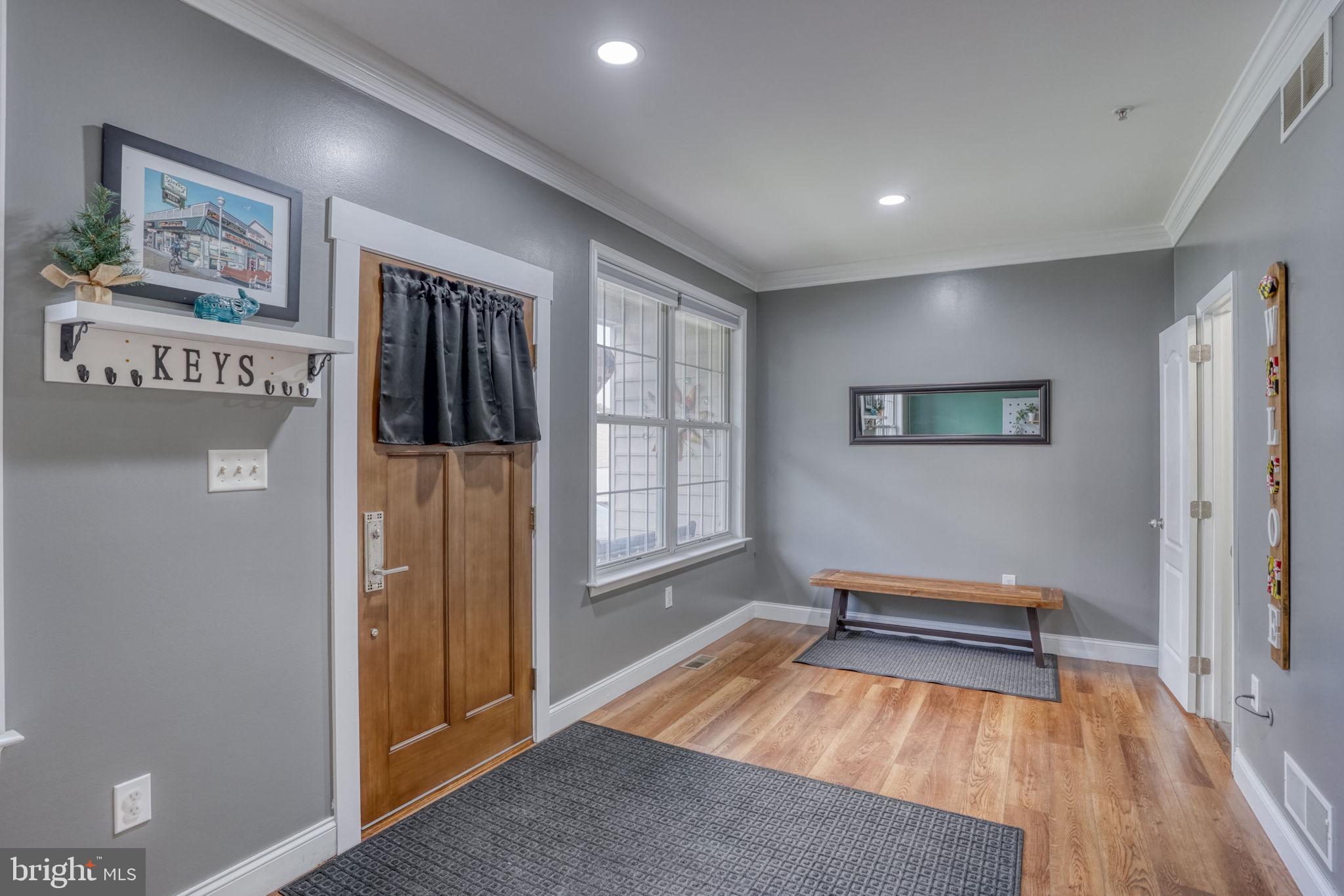 CHESAPEAKE CLUB CONDOS - Residential