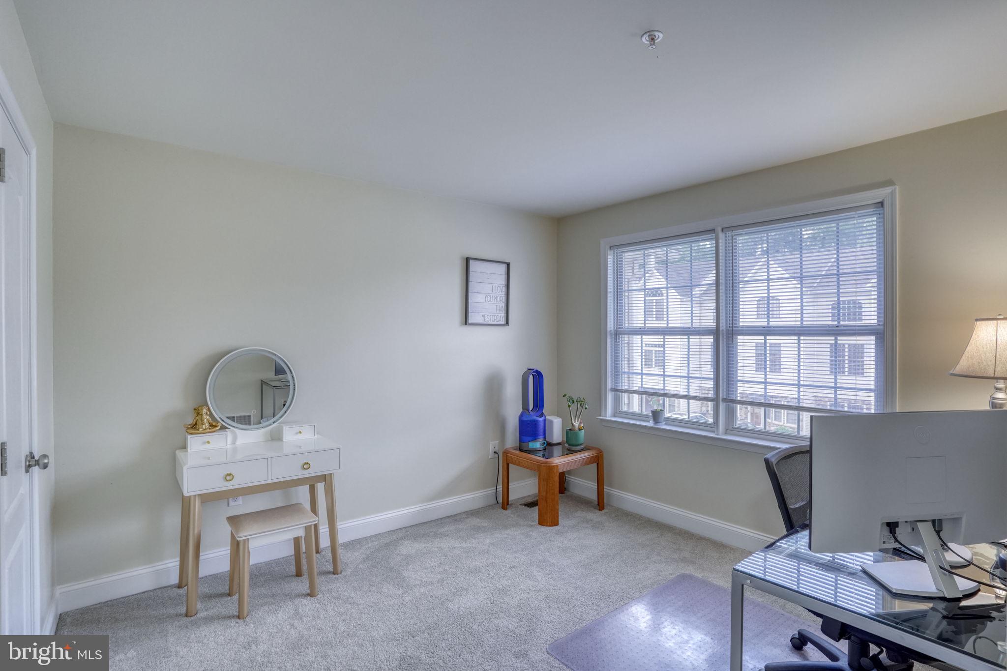 CHESAPEAKE CLUB CONDOS - Residential
