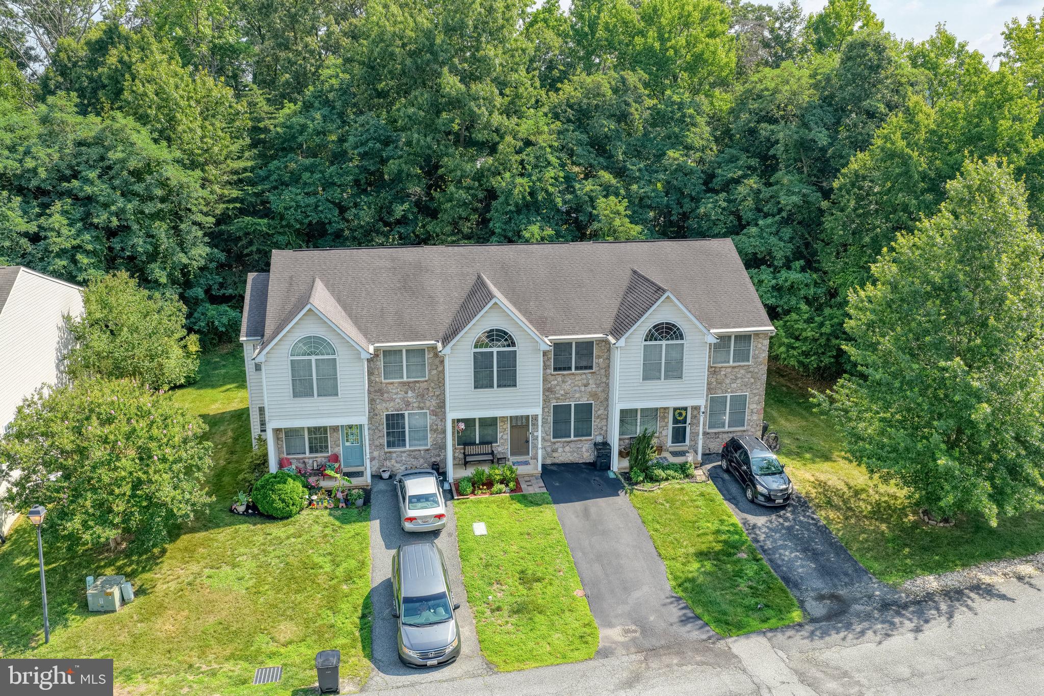 CHESAPEAKE CLUB CONDOS - Residential