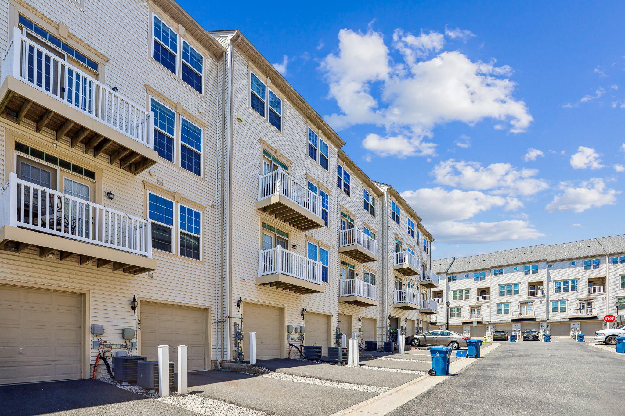 SOMERSET CONDO - Residential