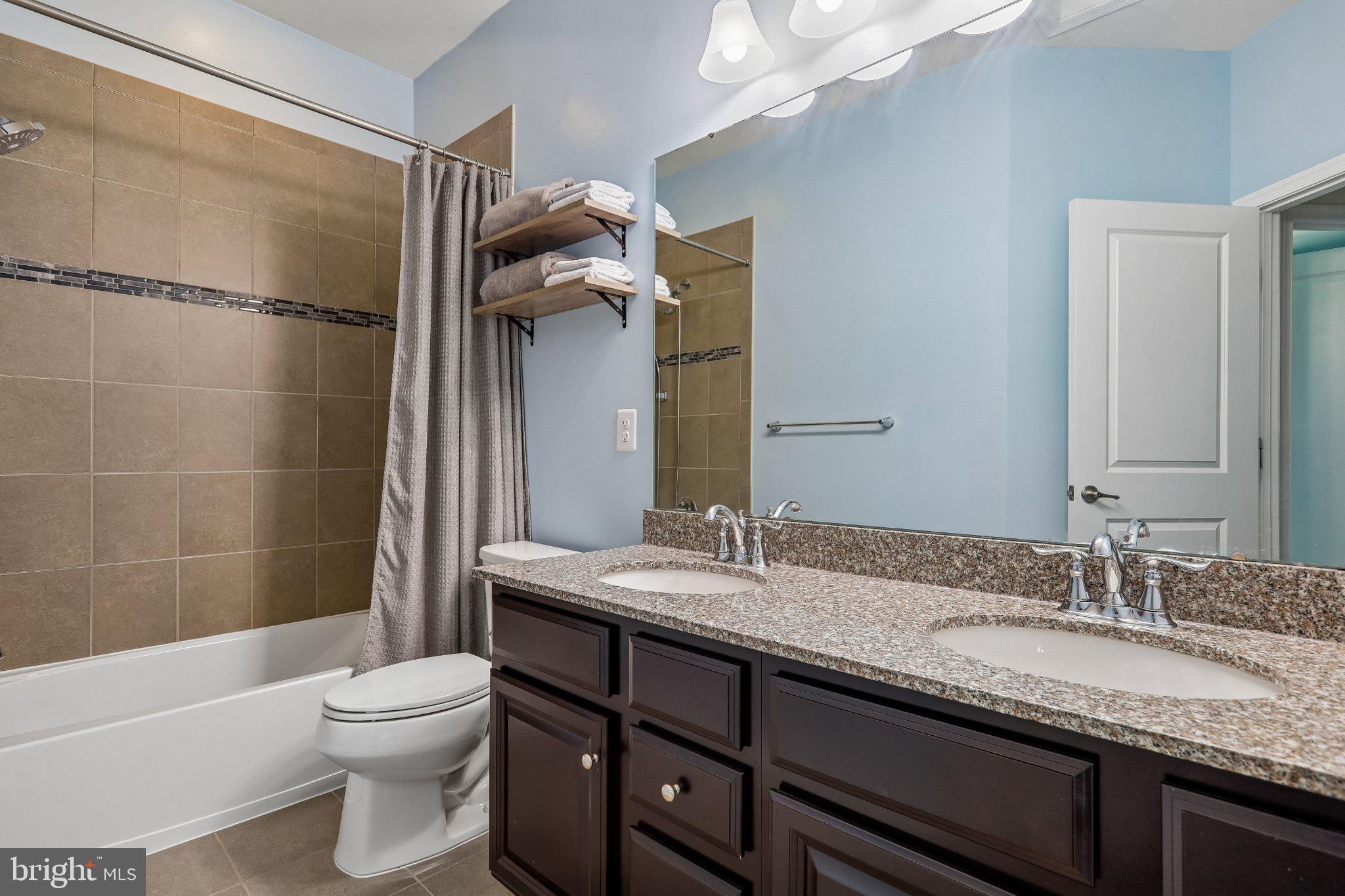SOMERSET CONDO - Residential