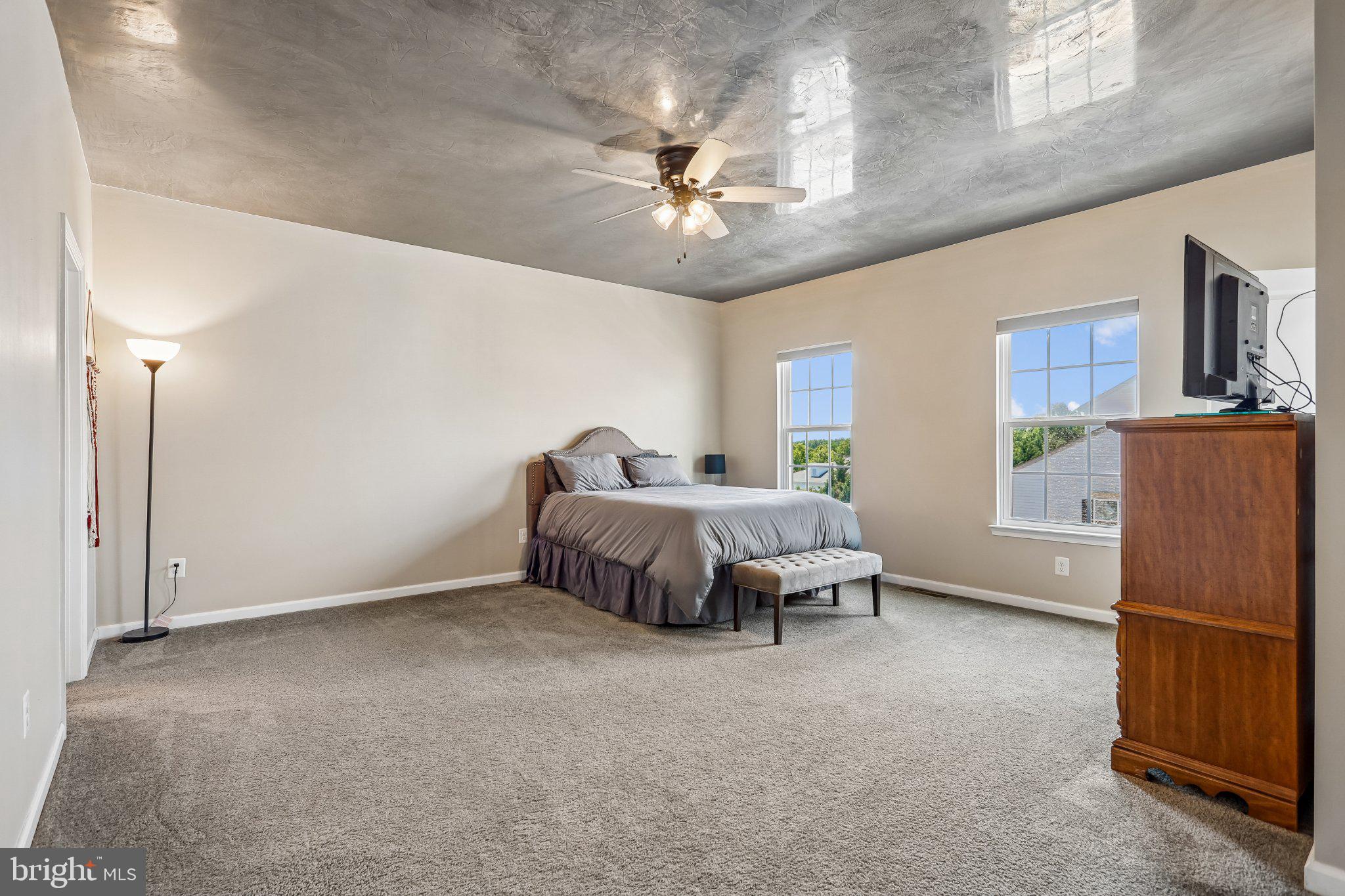 SOMERSET CONDO - Residential