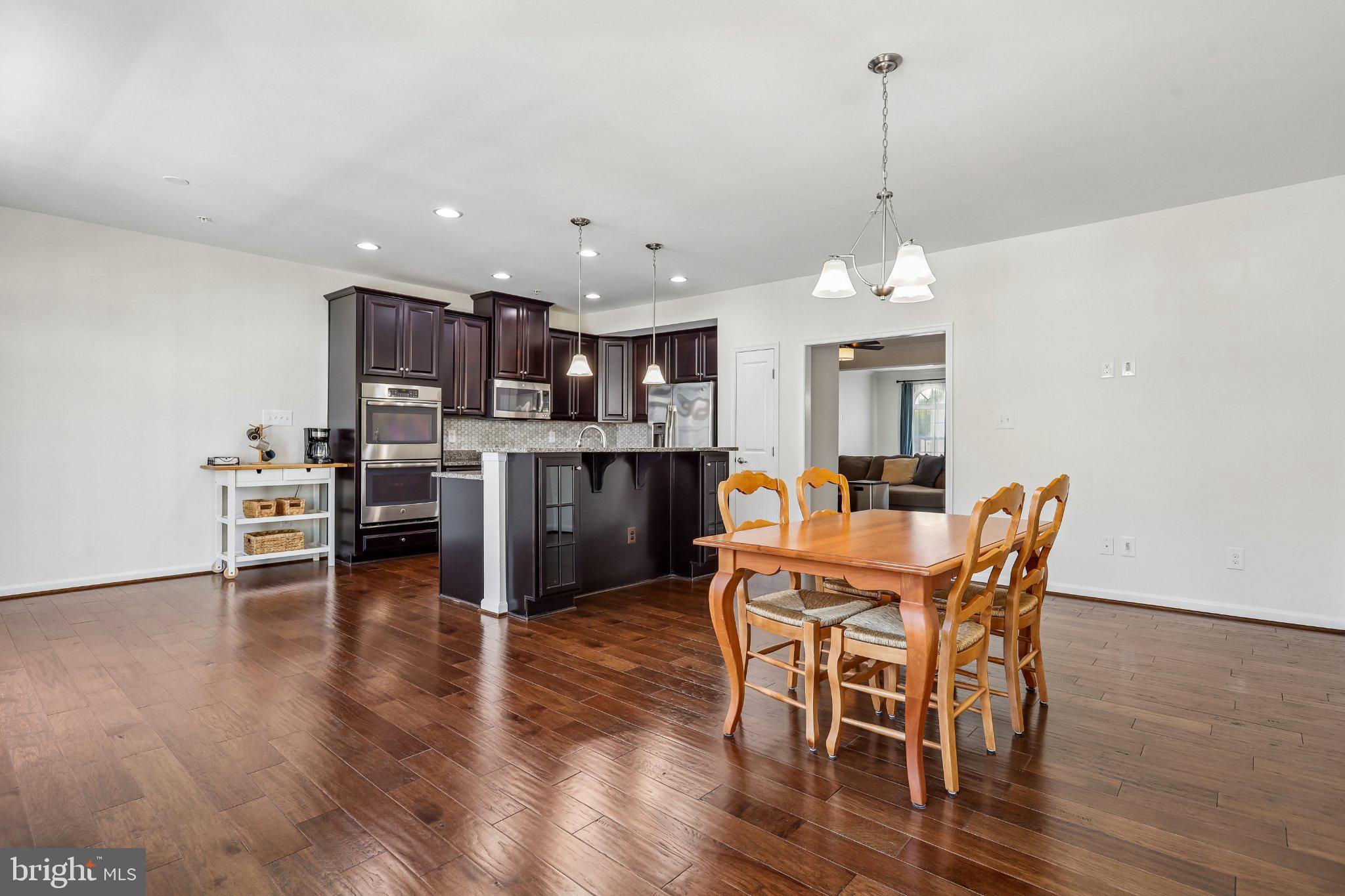 SOMERSET CONDO - Residential