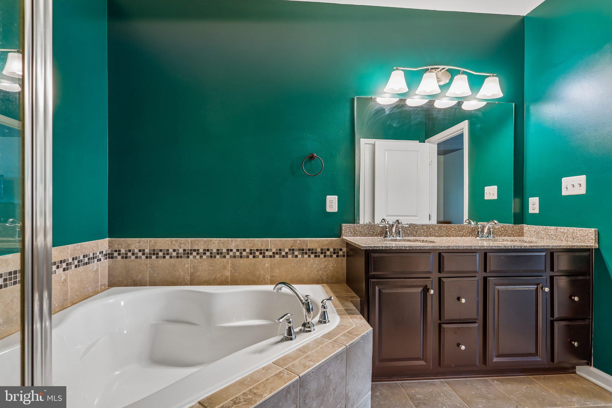 SOMERSET CONDO - Residential