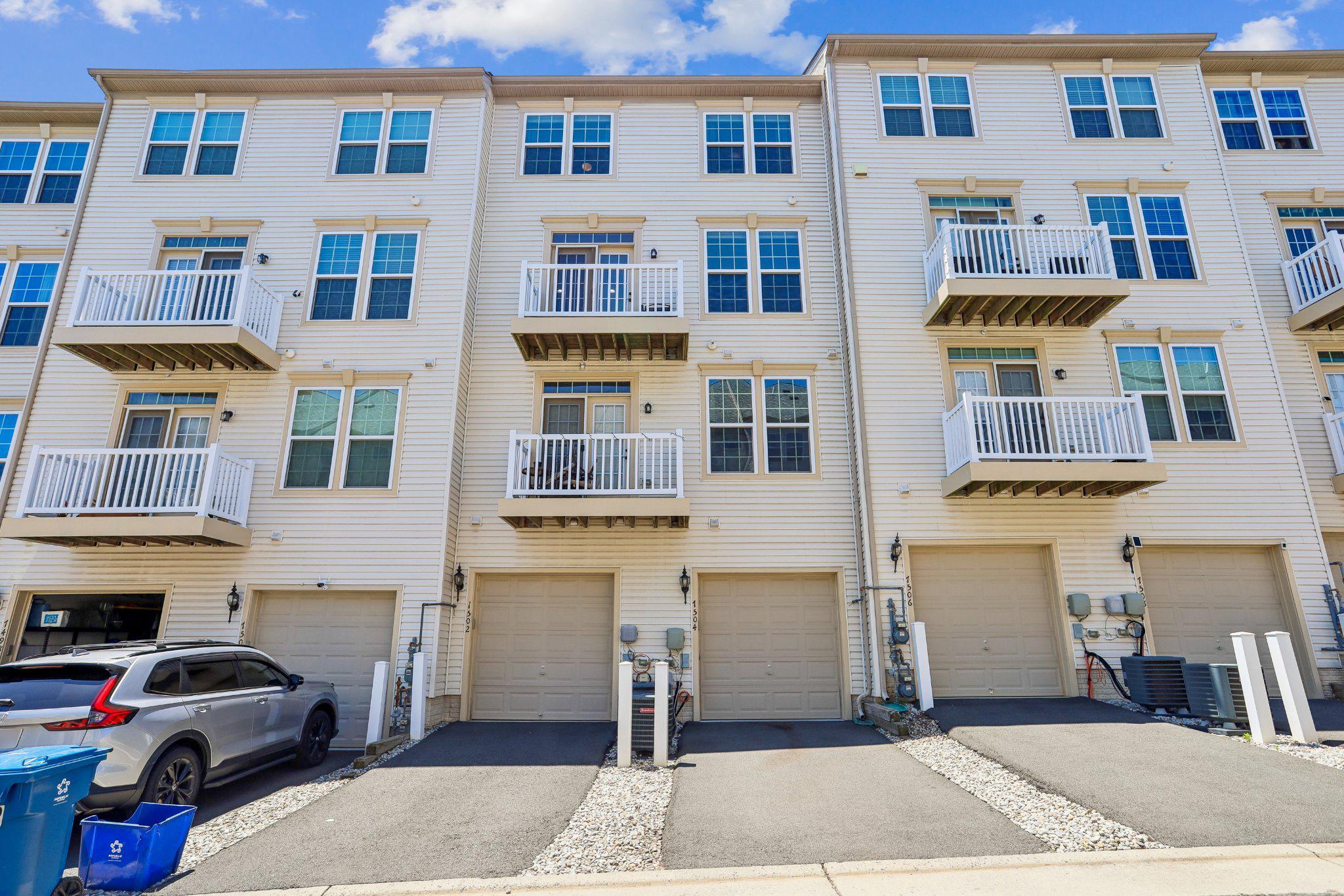 SOMERSET CONDO - Residential
