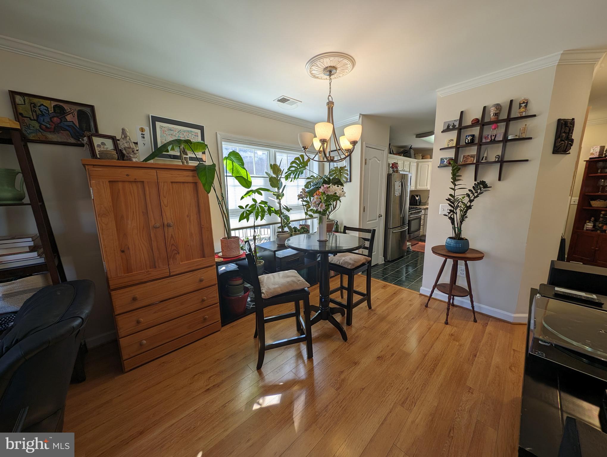 FALLS STATION - Residential Lease
