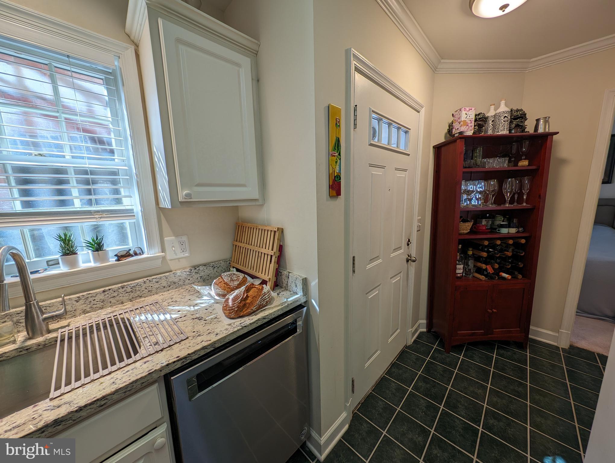 FALLS STATION - Residential Lease