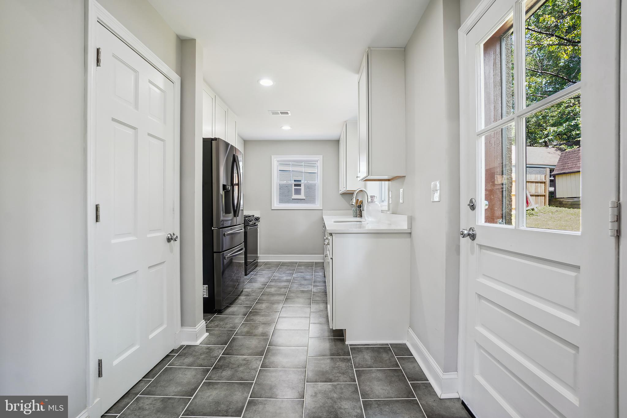 BLAIR - Residential