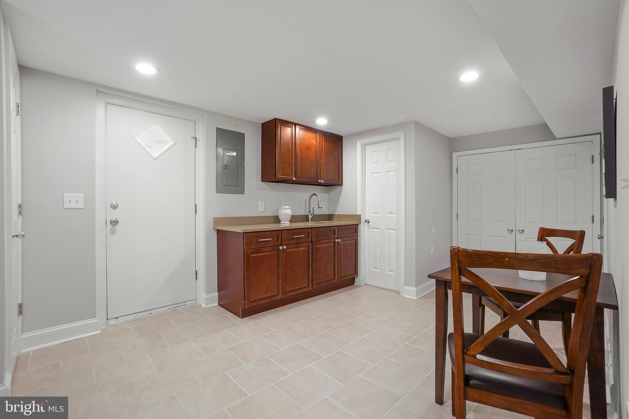 BLAIR - Residential