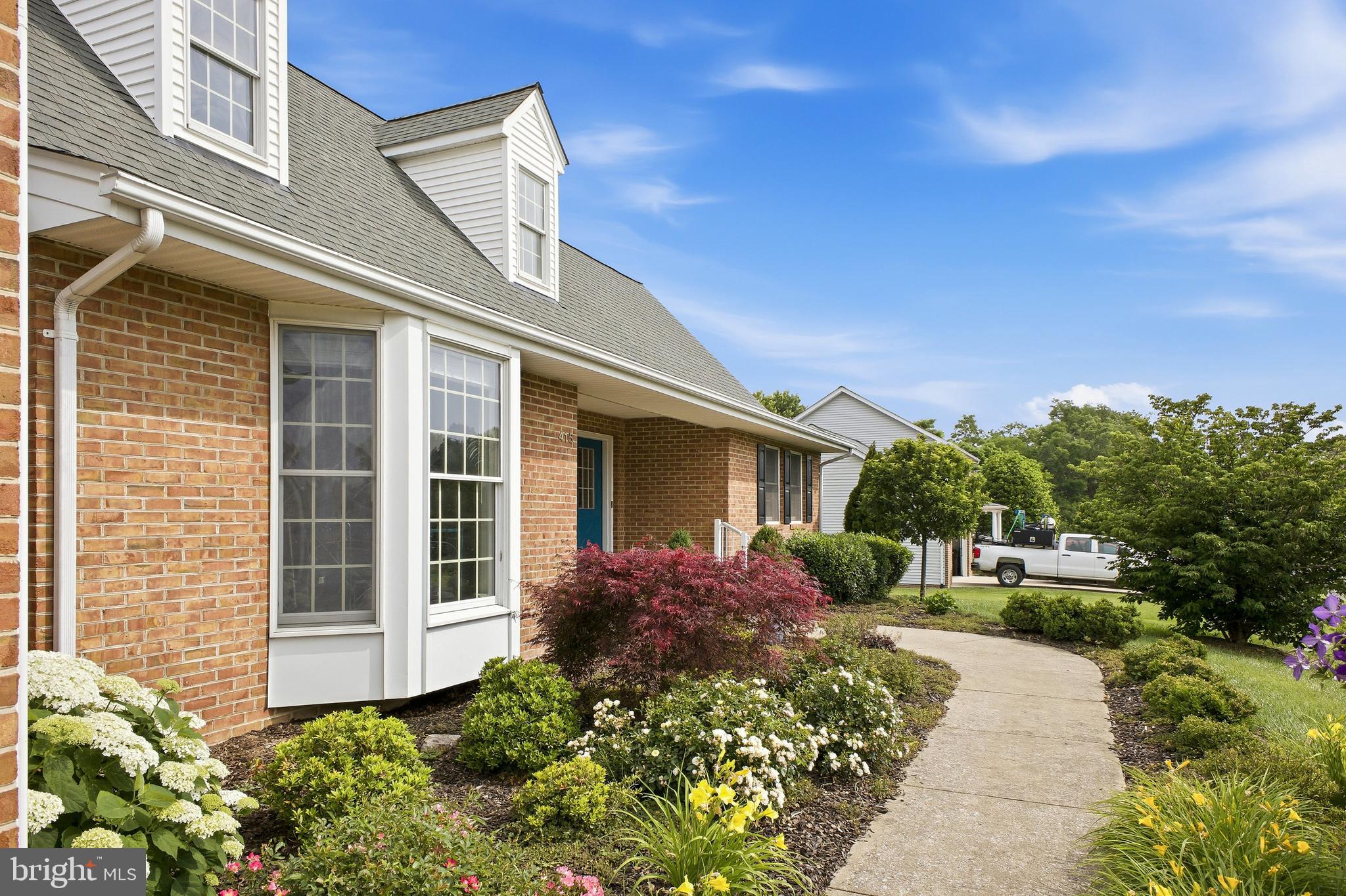 EPARD ESTATES - Residential